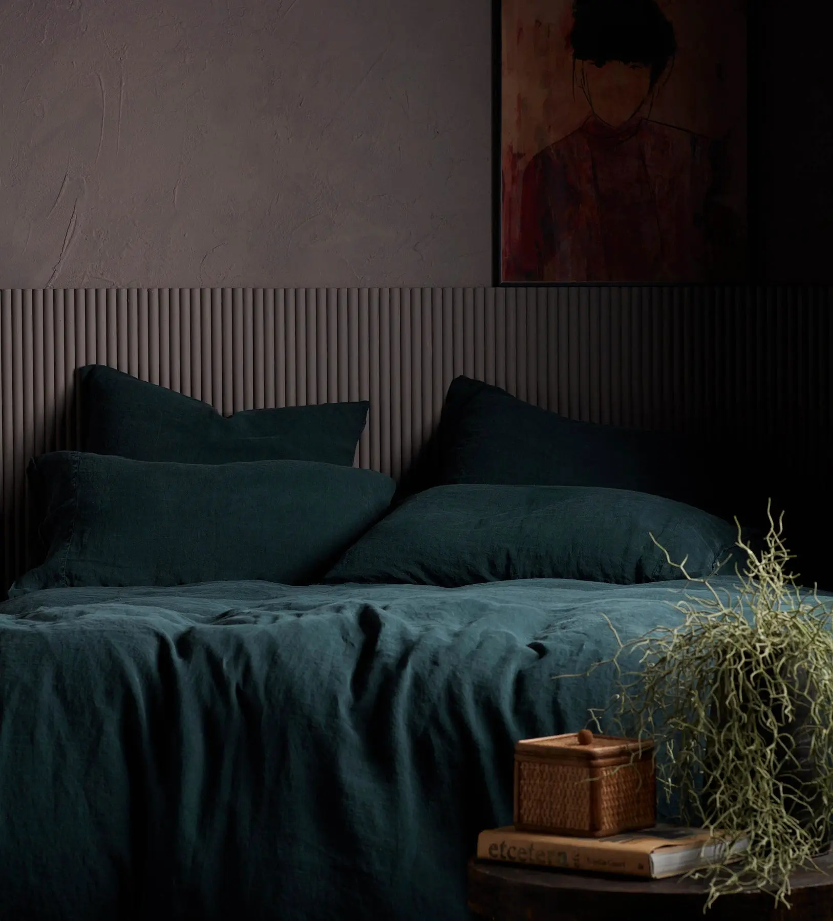 Darkest Spruce 100% Linen Bed Linen - Image 3