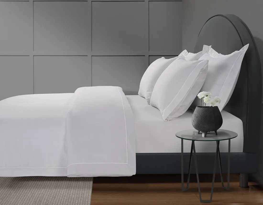 Brilliant White 300 Thread Count Percale Oakwood Duvet Cover - Image 2