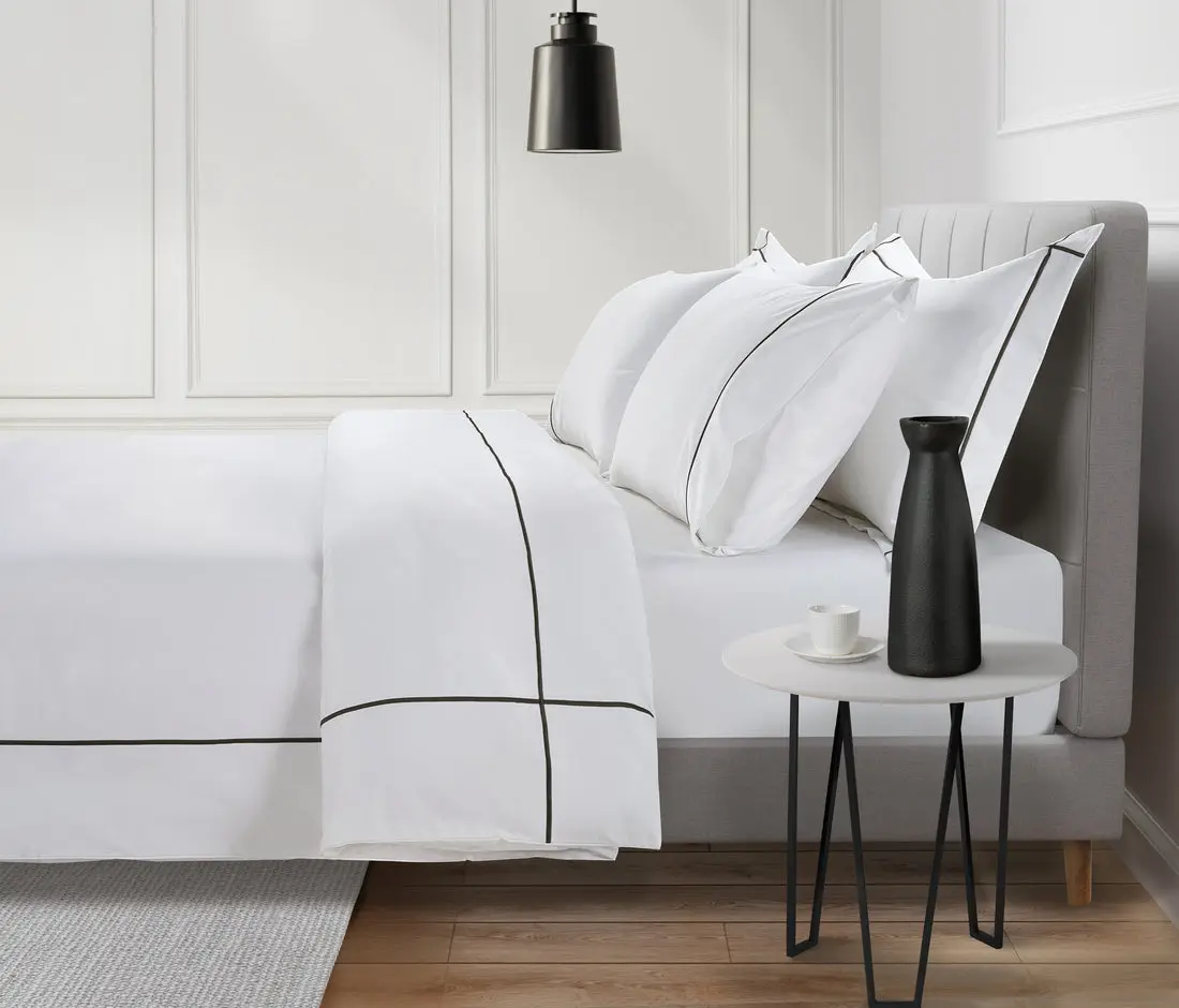 Jet Black Kensington 800 Thread Count Egyptian Cotton Duvet Cover - Image 2