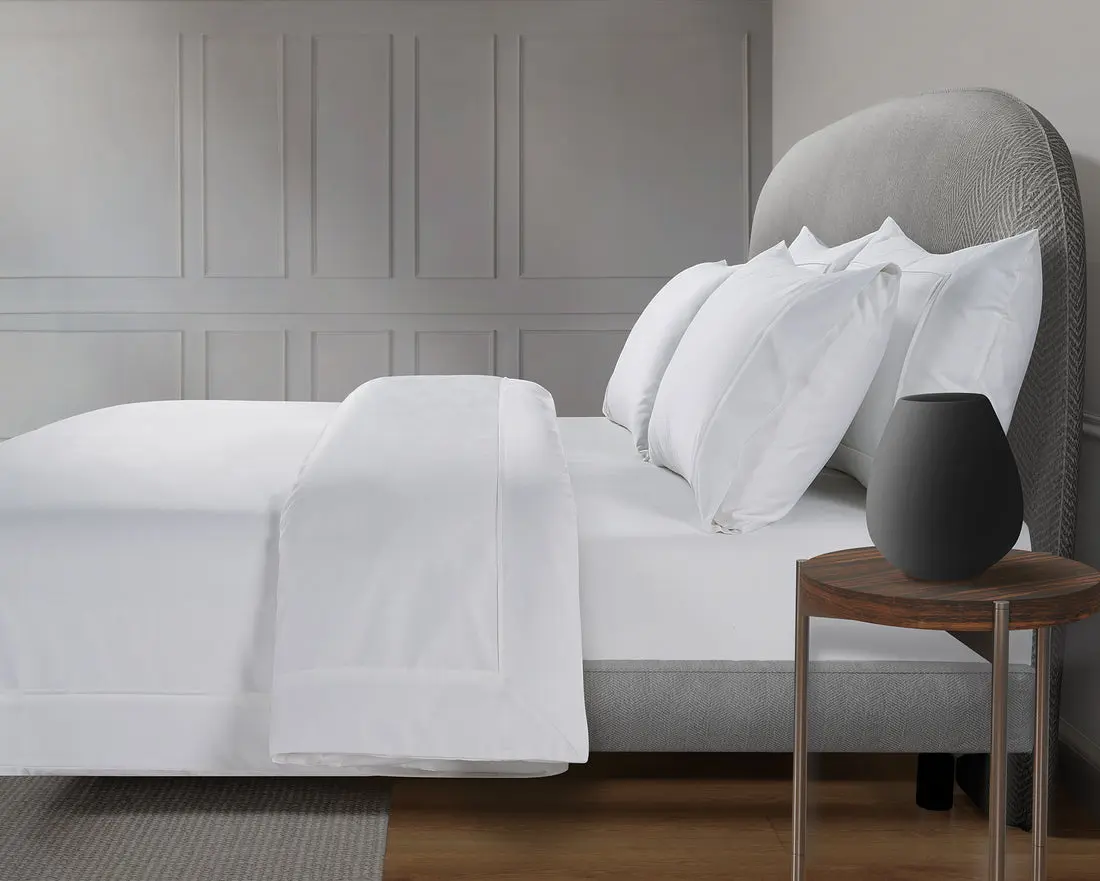 Brilliant White Windsor 800 Thread Count Egyptian Cotton Duvet Cover - Image 2