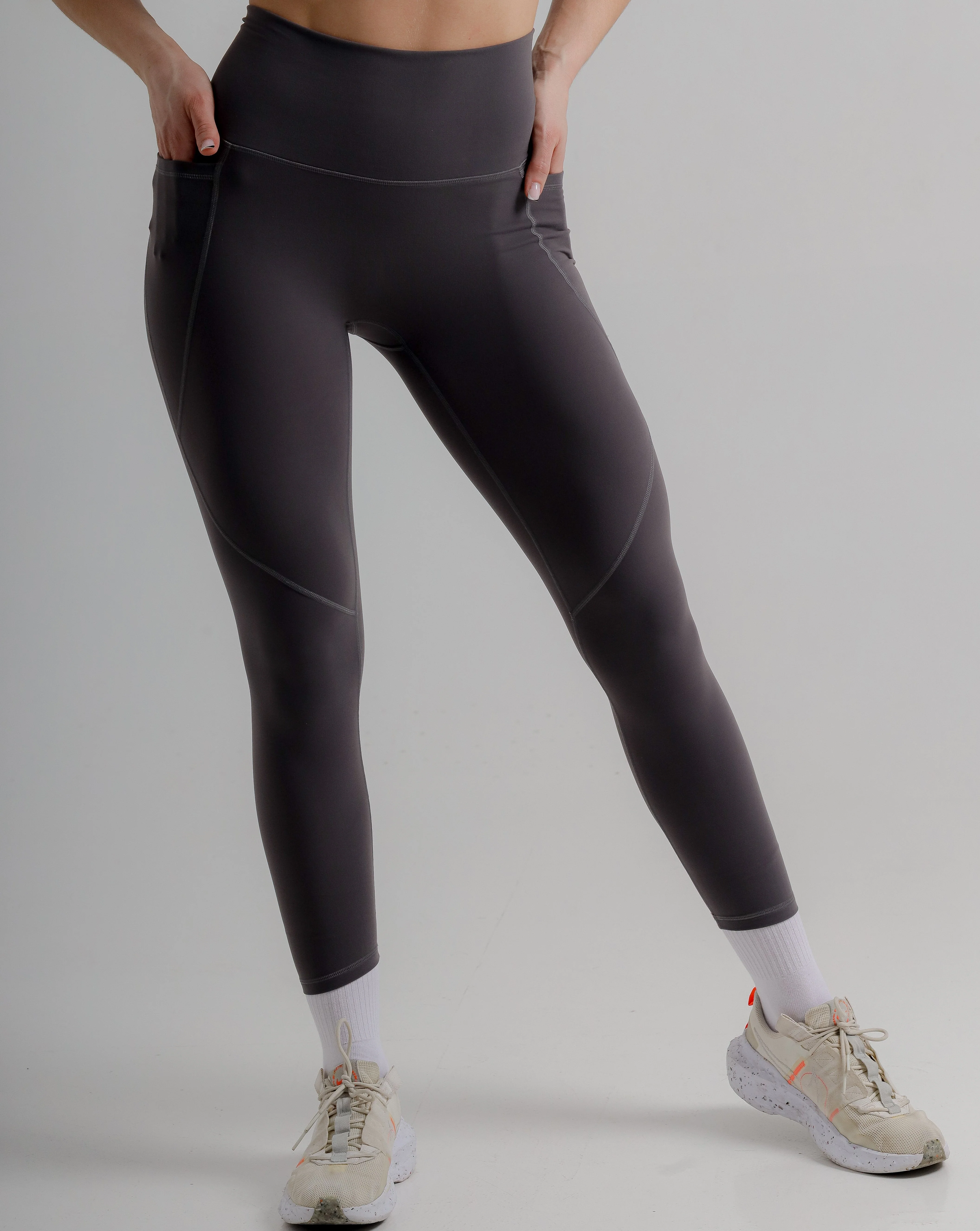 Active Leggings with Pockets - Image 33