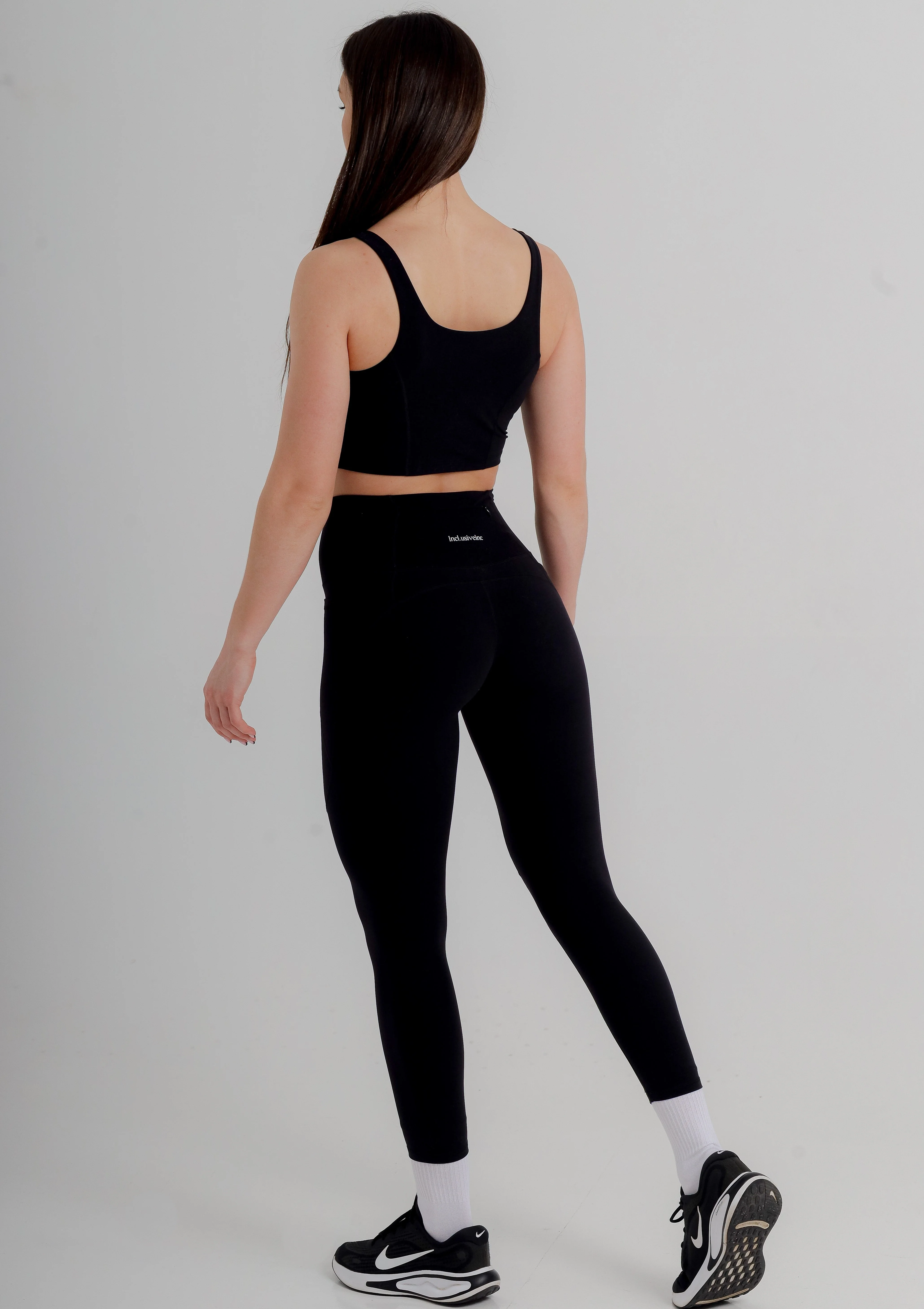 Active Leggings with Pockets - Image 9