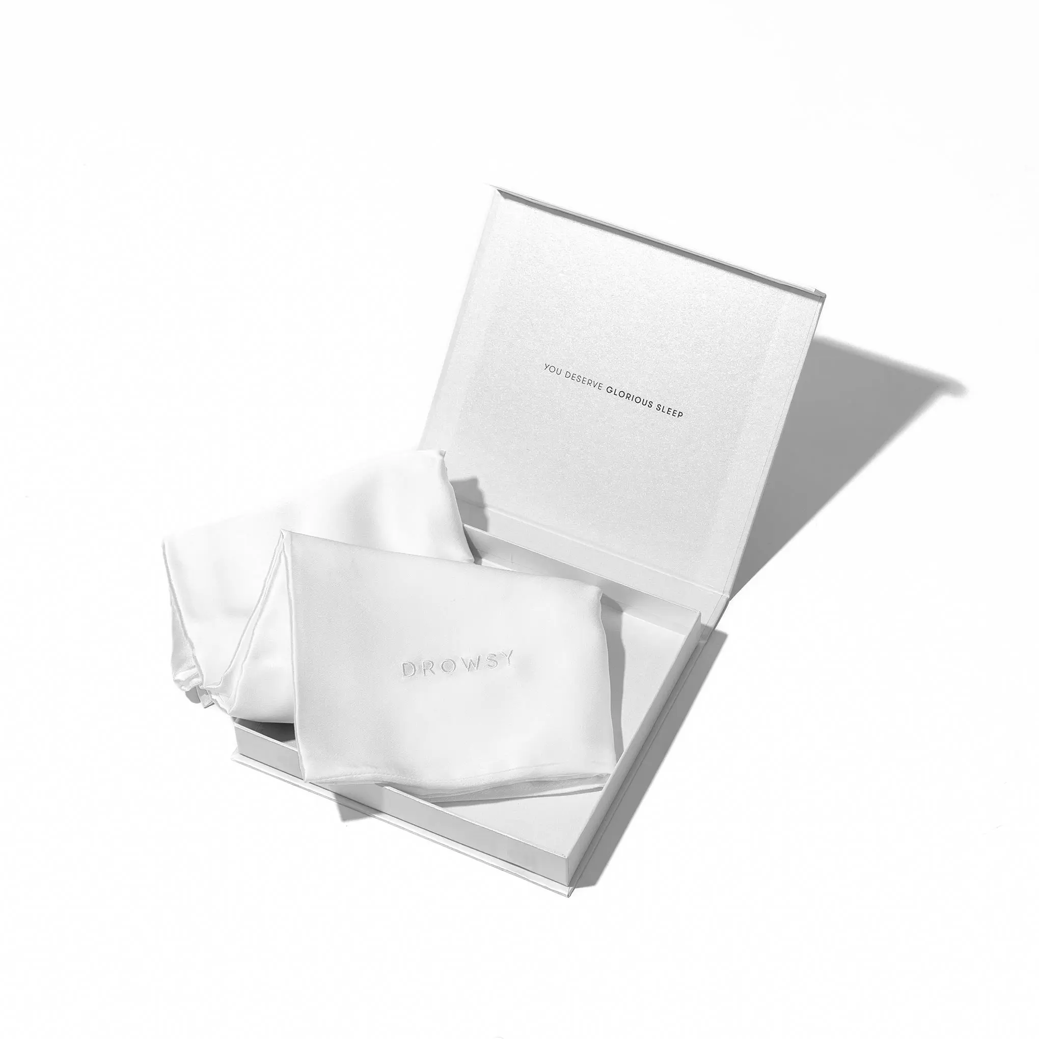 Akoya Pearl Silk Pillowcase - Image 7