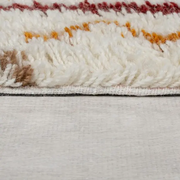 Amal Wool Berber Rug - Image 3