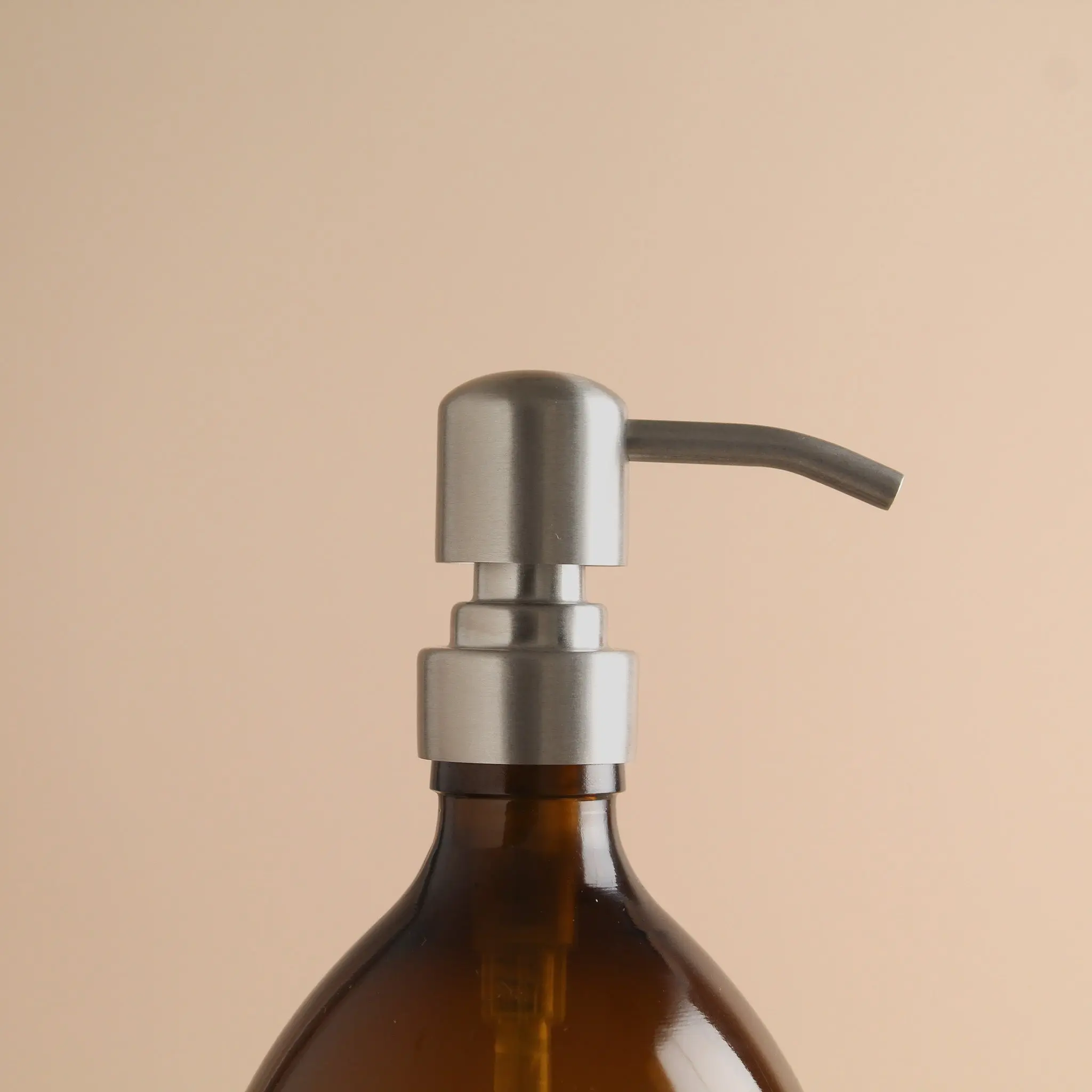 Amber Plastic Dispenser Bottle With Silver Pump - Image 7