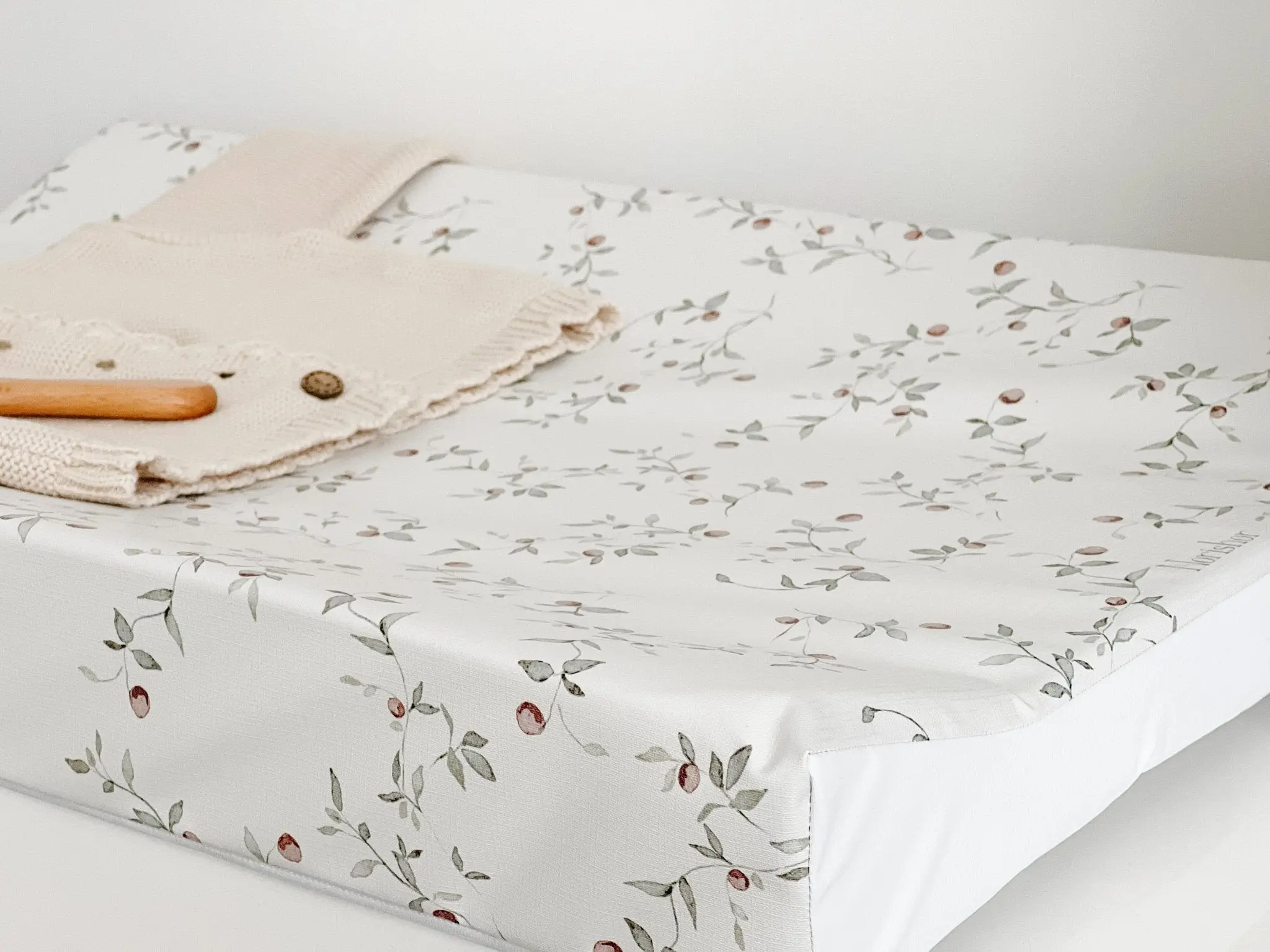 Anti-Roll Baby Changing Mat - Apple Branch
