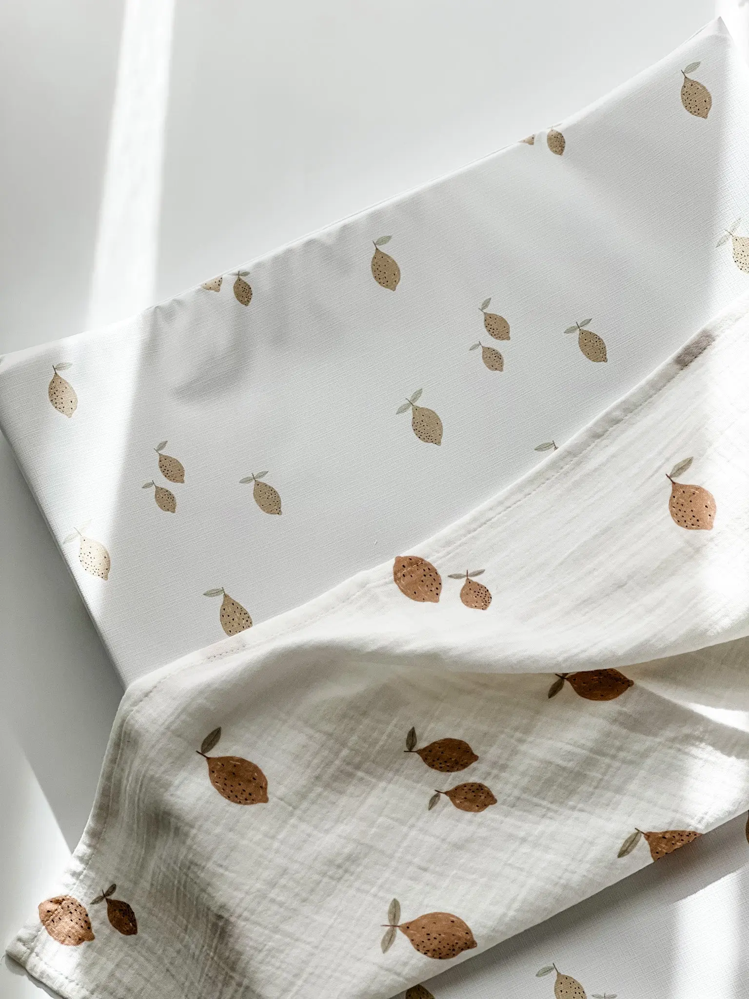 Anti-Roll Baby Changing Mat - Lemons