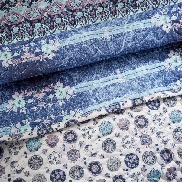 Antigoni Bedspread - Image 2