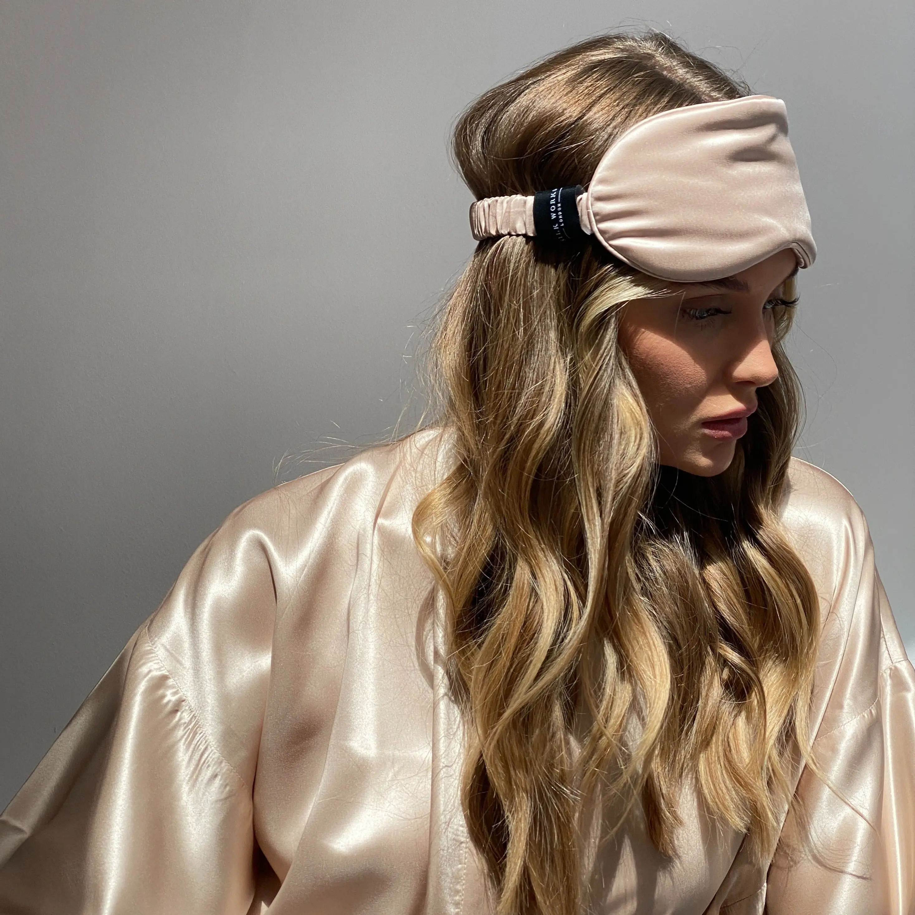 Audrey Silk Eye Mask - Image 14