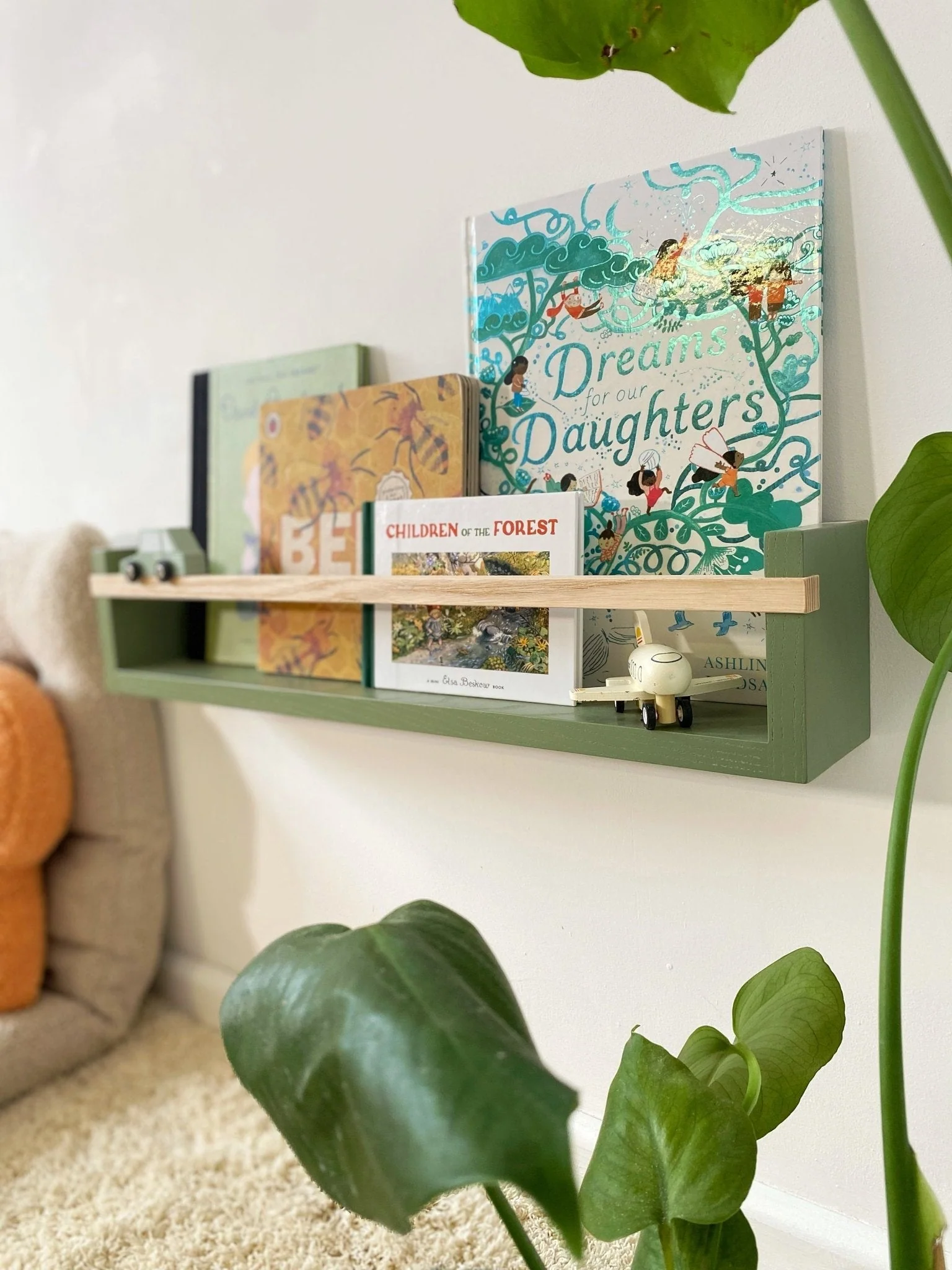 Autumns Corner - The Colour Pop Bookshelf - Image 5