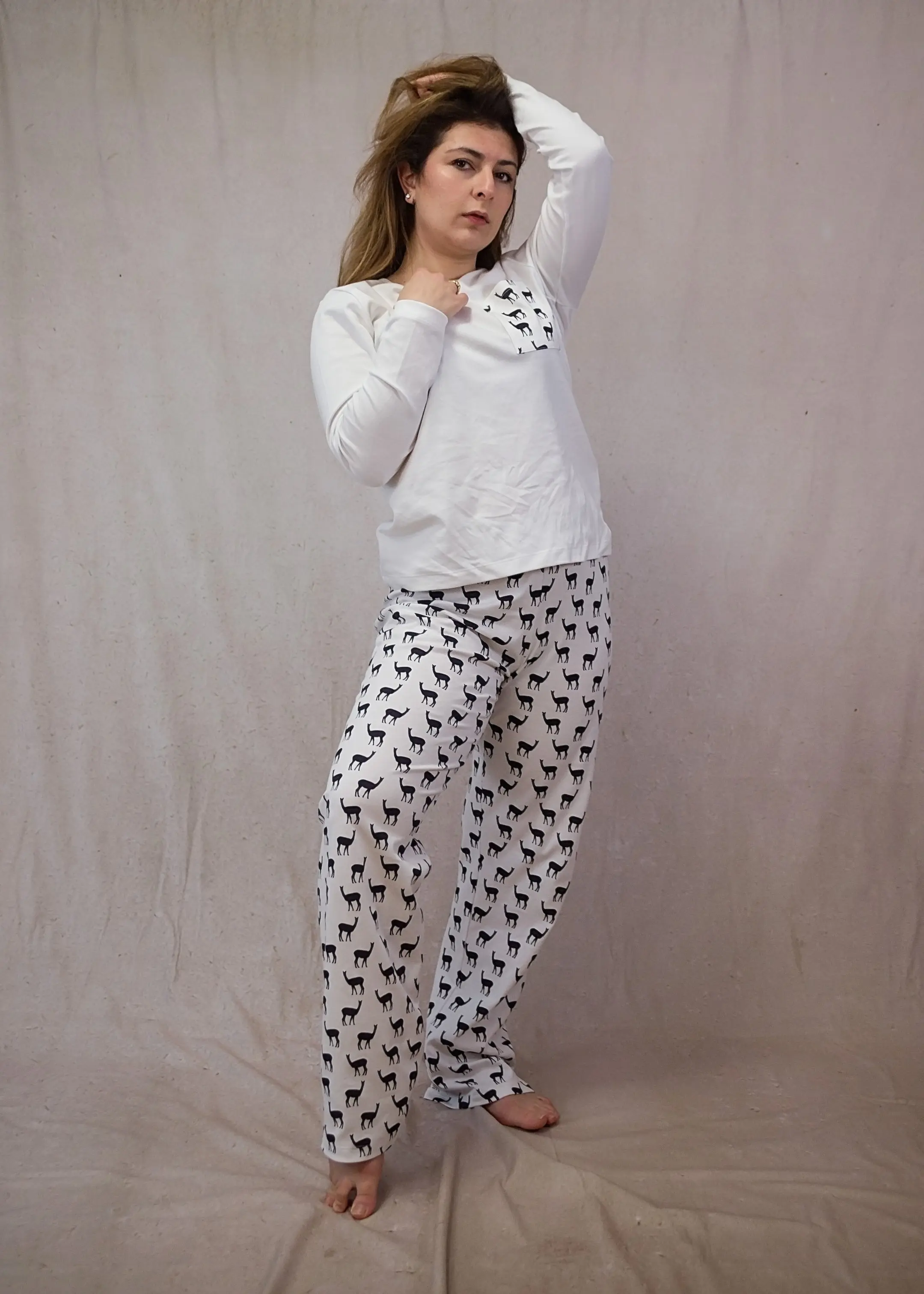 B&W vicunas Women's Pima Cotton Long Sleeve Pyjama Trouser Set - Image 2