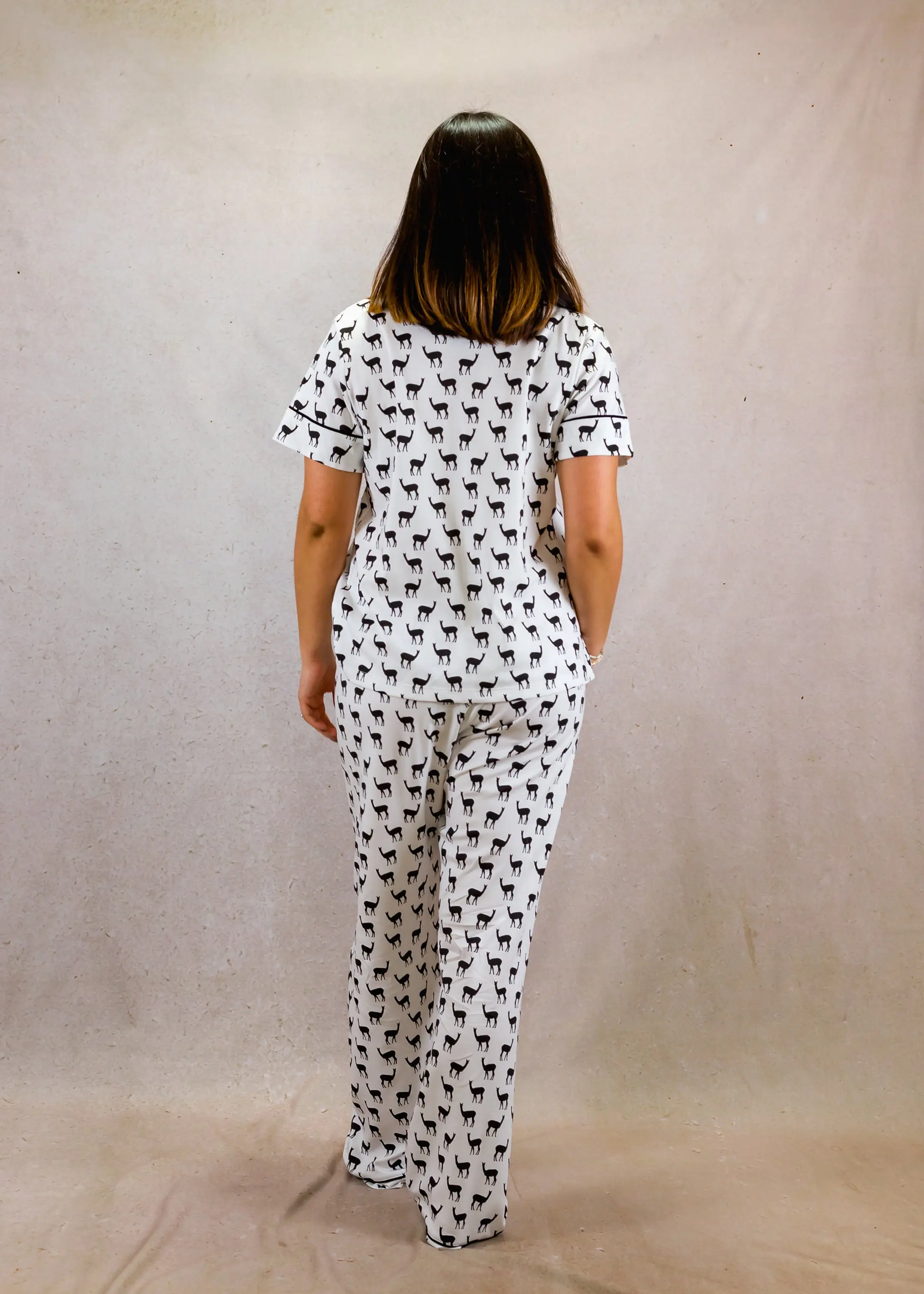 B&W vicunas Women's Pima Cotton Short Sleeve Pyjama Trouser Set - Image 3