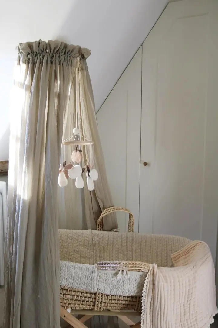 Baby Lace Muslin Blanket - Image 4