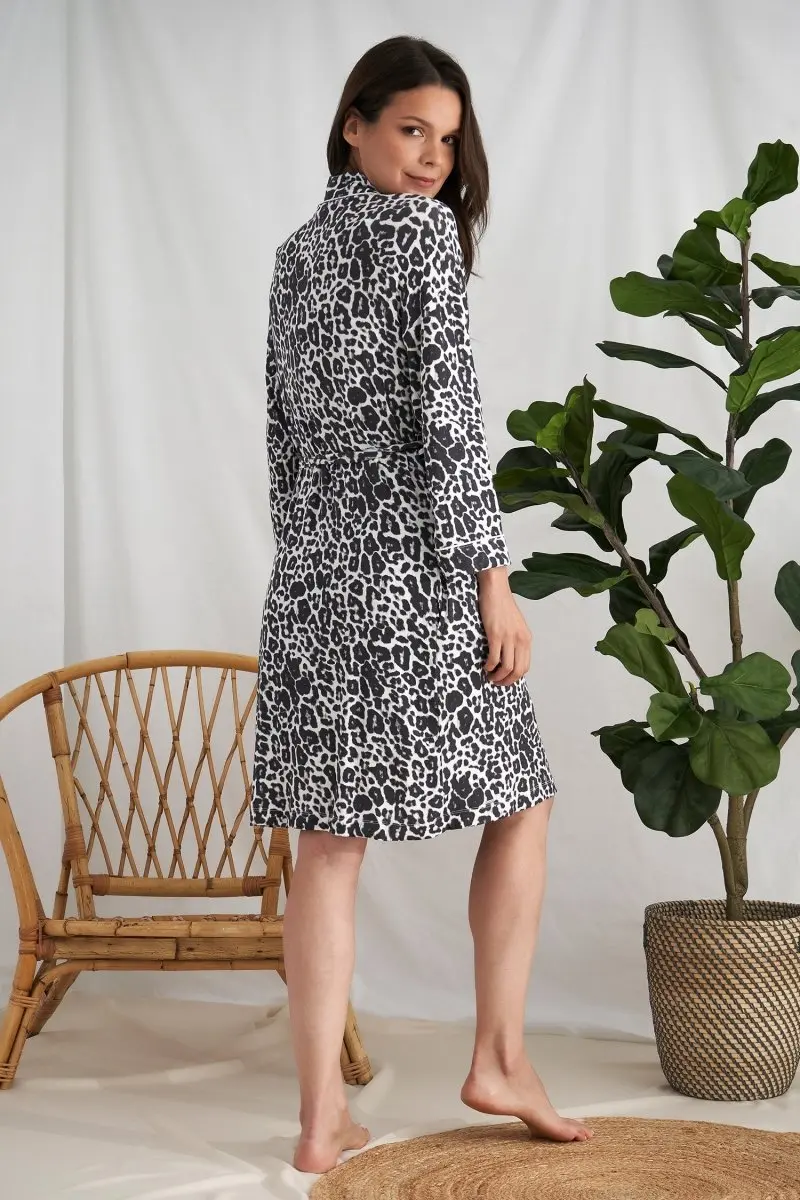 Bamboo Kimono Robe in Luxe Leopard - Image 3
