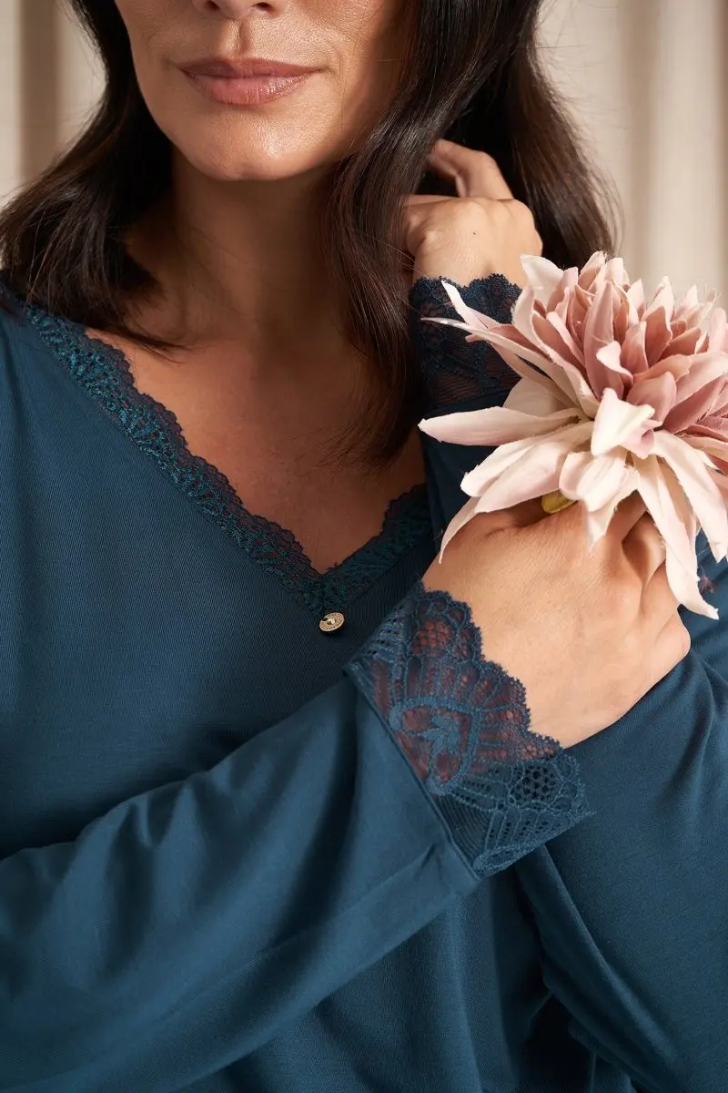 Teal Bamboo Lace V-Neck Pyjama Set - Image 2