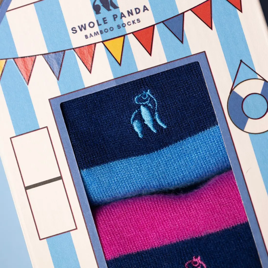 Beach Hut Sock Box - 2 Pairs of Bamboo Socks (His) - Image 2