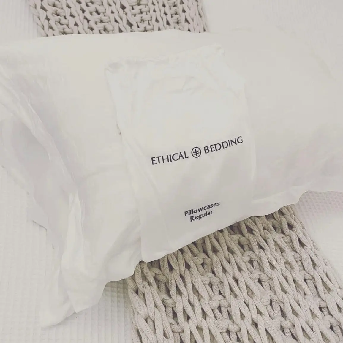 Bed Sheet Set in White (Best Seller) - Image 4
