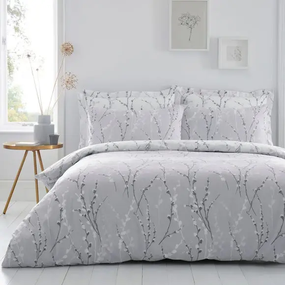 Belle Reversible Duvet Cover and Pillowcase Set