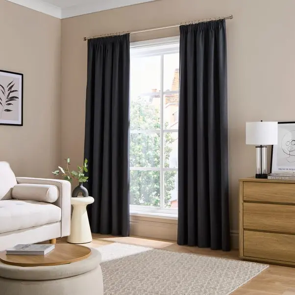 Berlin Blackout Pencil Pleat Curtains - Image 9
