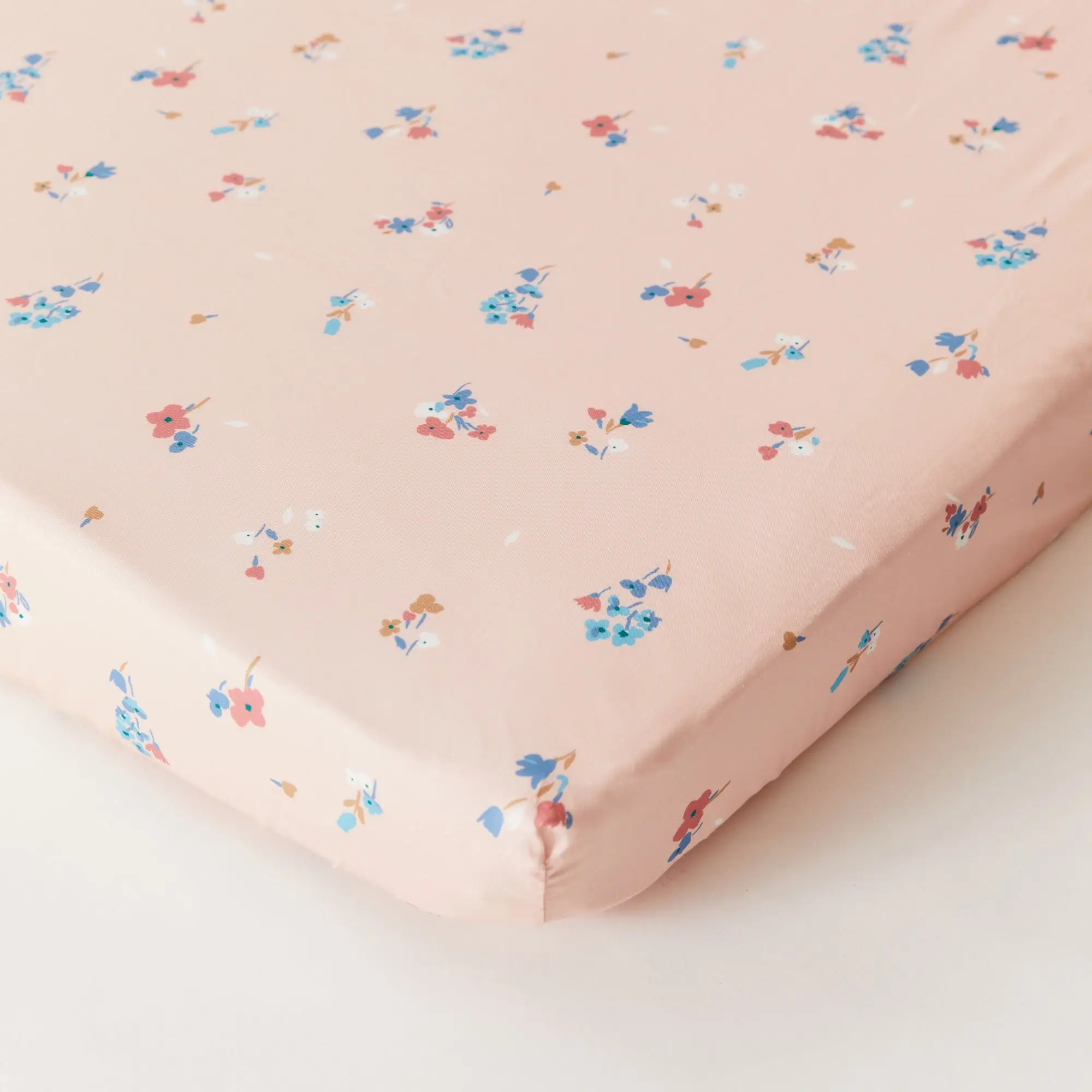 Blossom Organic Cotton Fitted Sheet - Image 5