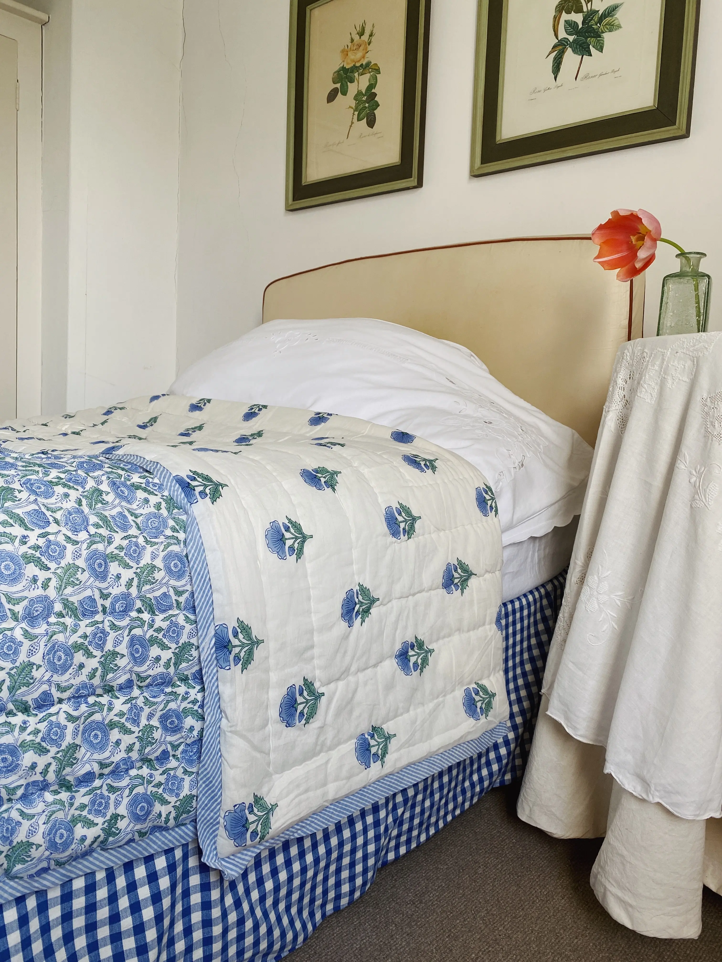 Blue Butti Floral Bed Quilt - Image 5
