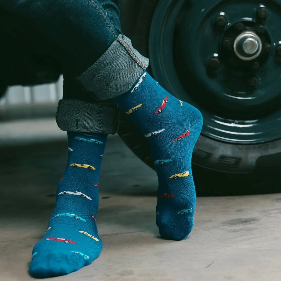 Blue Classic Car Bamboo Socks - Image 2
