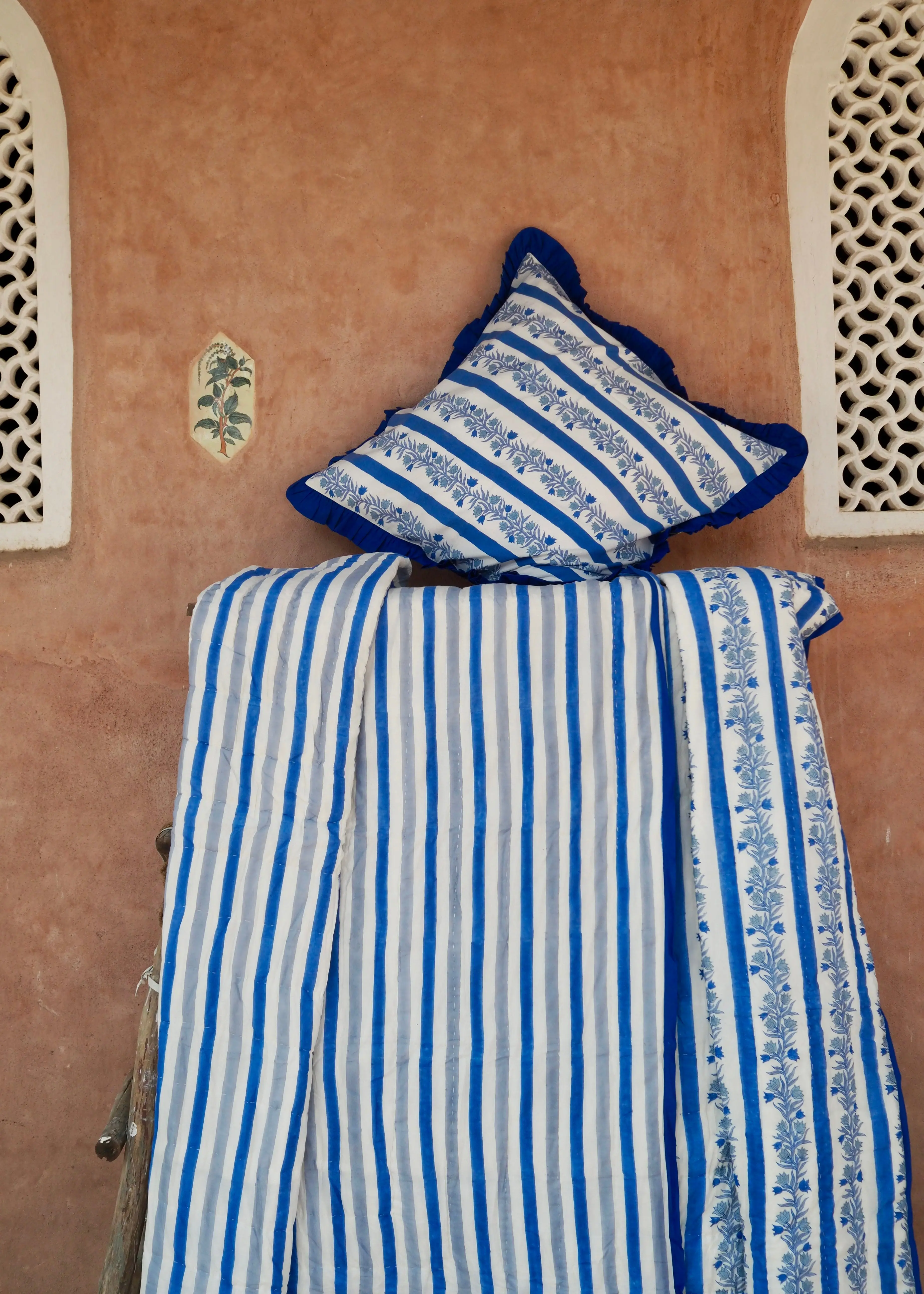Blue Floral Stripe Bed Quilt - Image 6