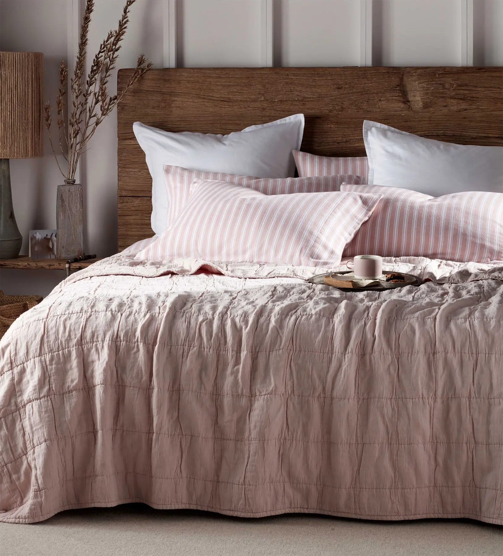 Blush Pink Finn 100% Cotton Quilted Throw - Image 3