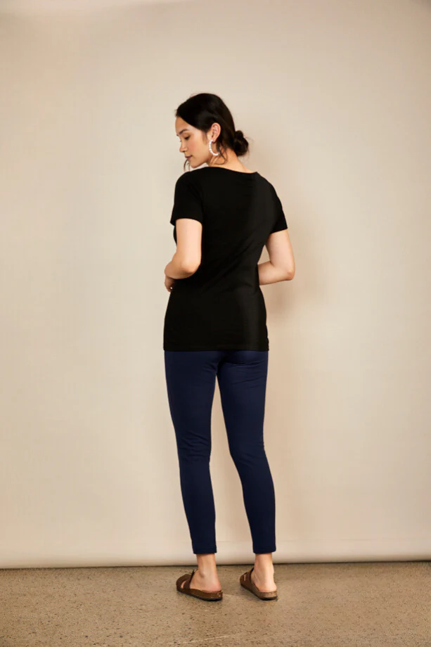 Bshirt Nursing V Neck T-shirt in Black - Image 4