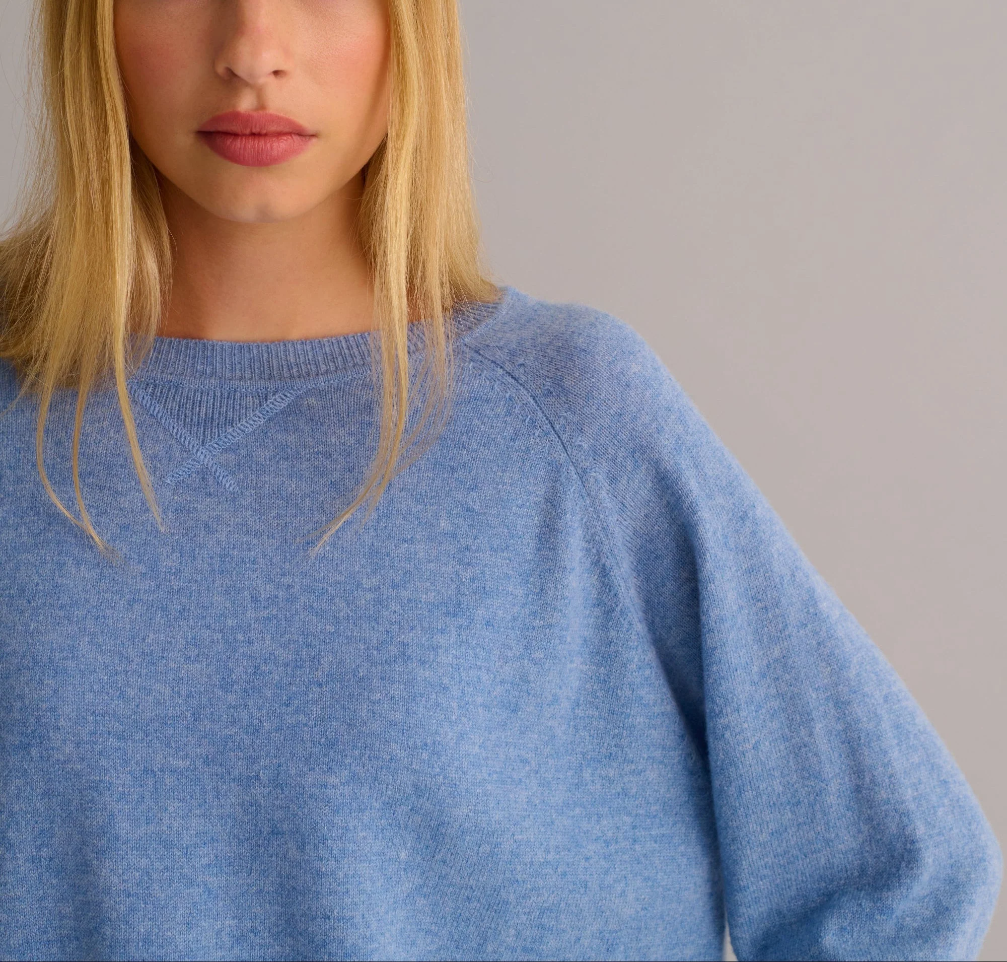 Chambray Blue Cashmere Sweatshirt - Image 4