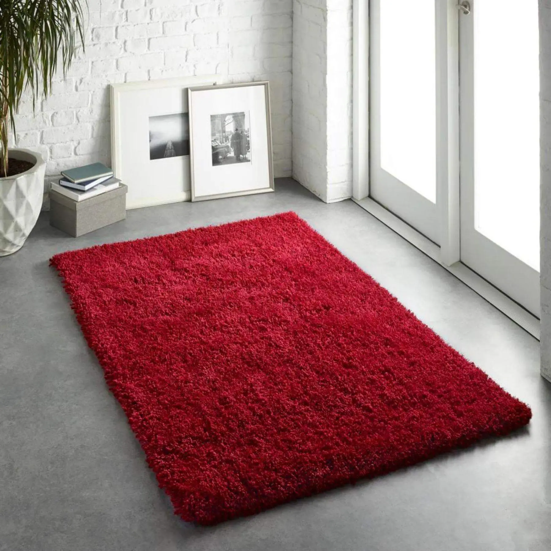 Chicago Red Shaggy Rug - Image 2