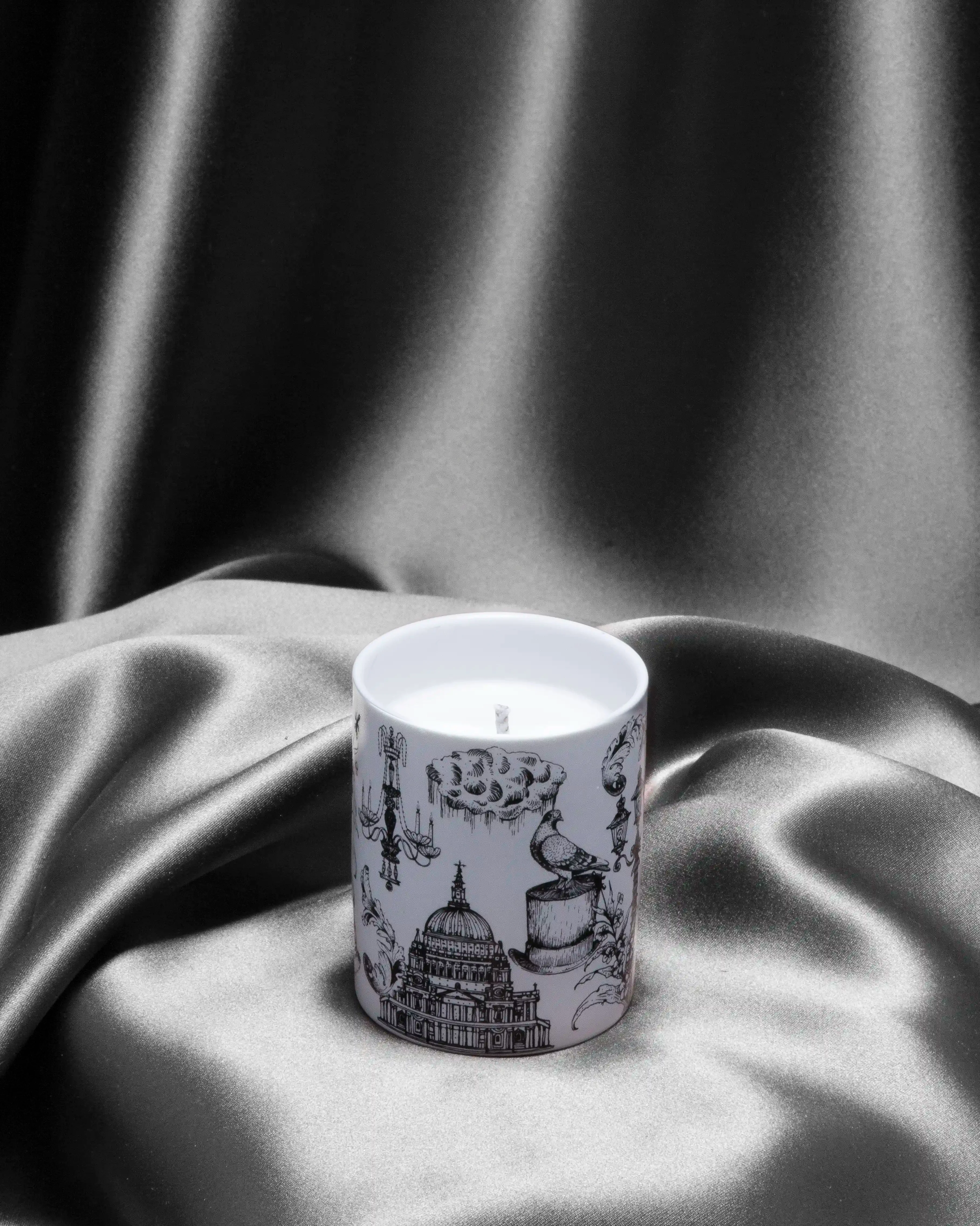 City Grandeur, London Candle, 80g - Image 3