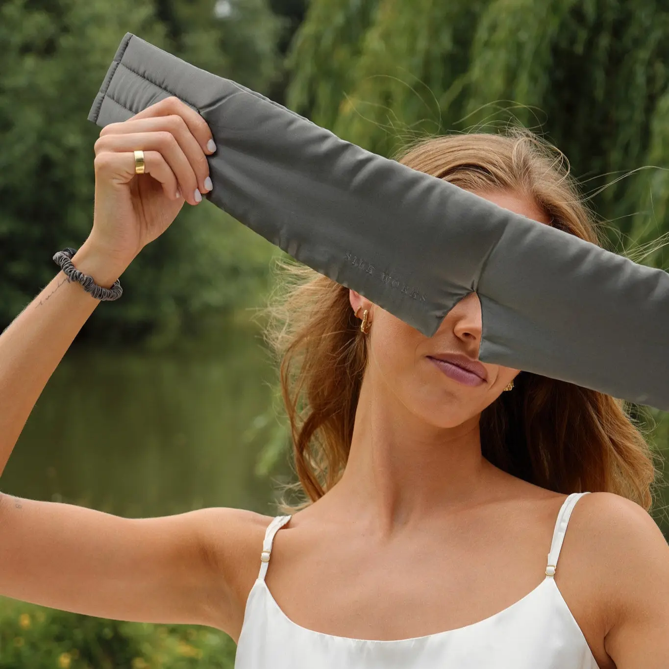 Cloud Contouring Sleep Mask - Image 3