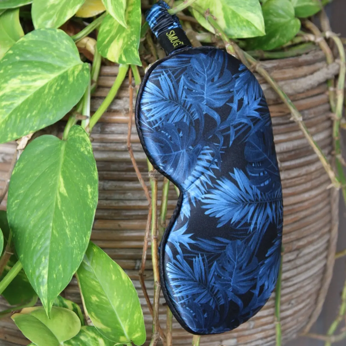 Palm Noir Cloud Padded Satin Sleep Mask - Image 3