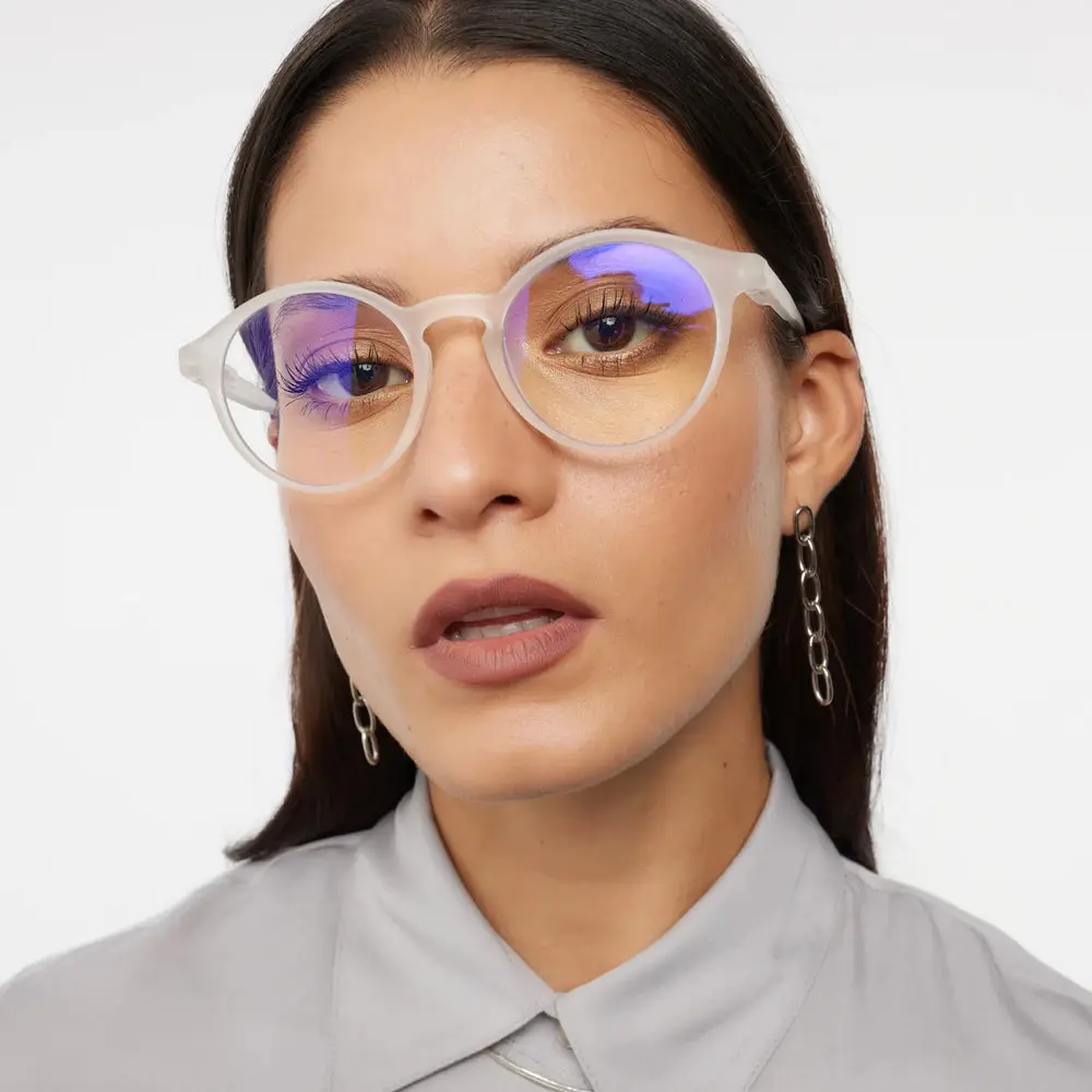 Coconut Milk Le Marais Glossy Glasses - Image 2