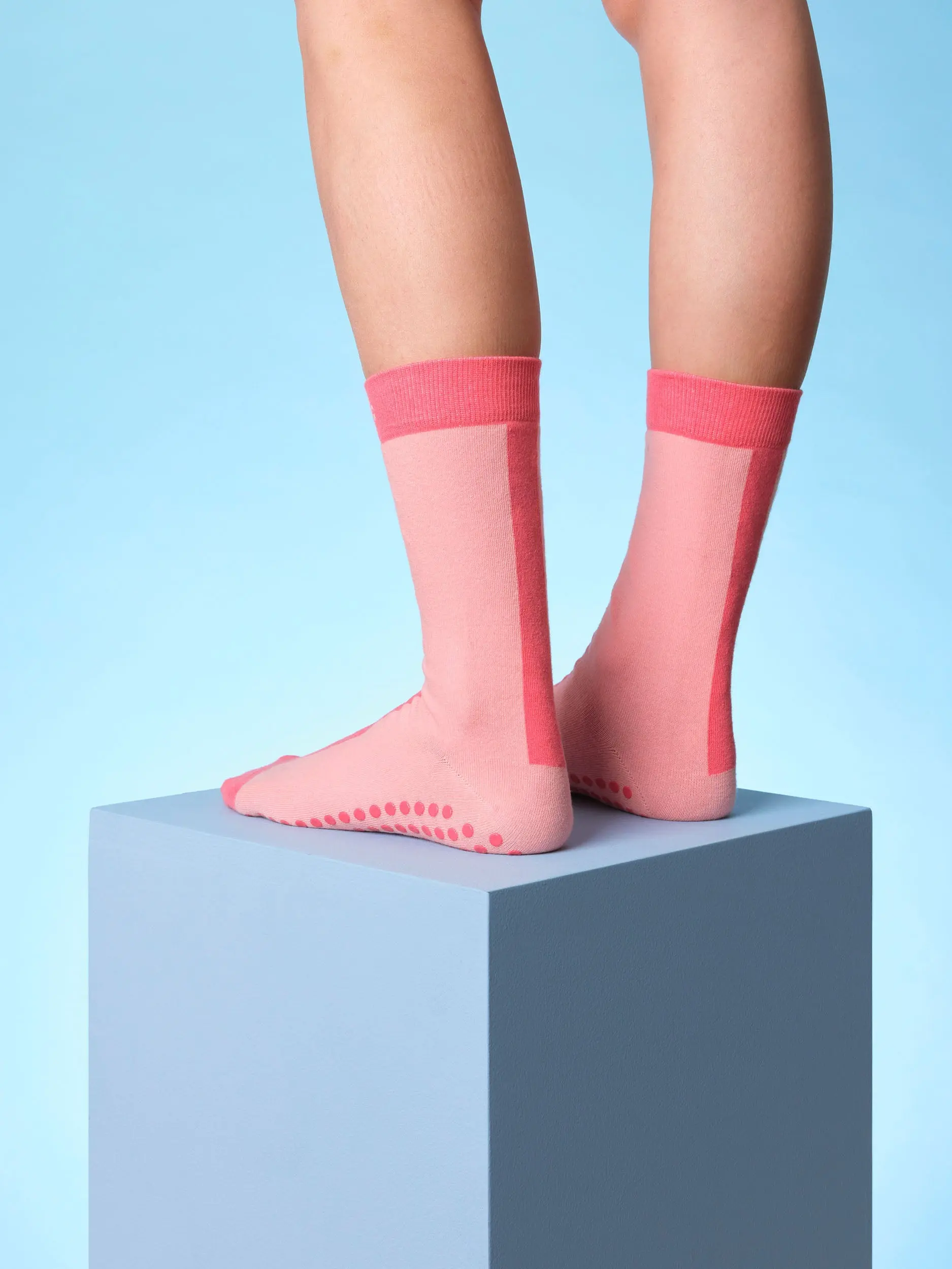 Colour Pop Hospital Socks Pink - Image 5