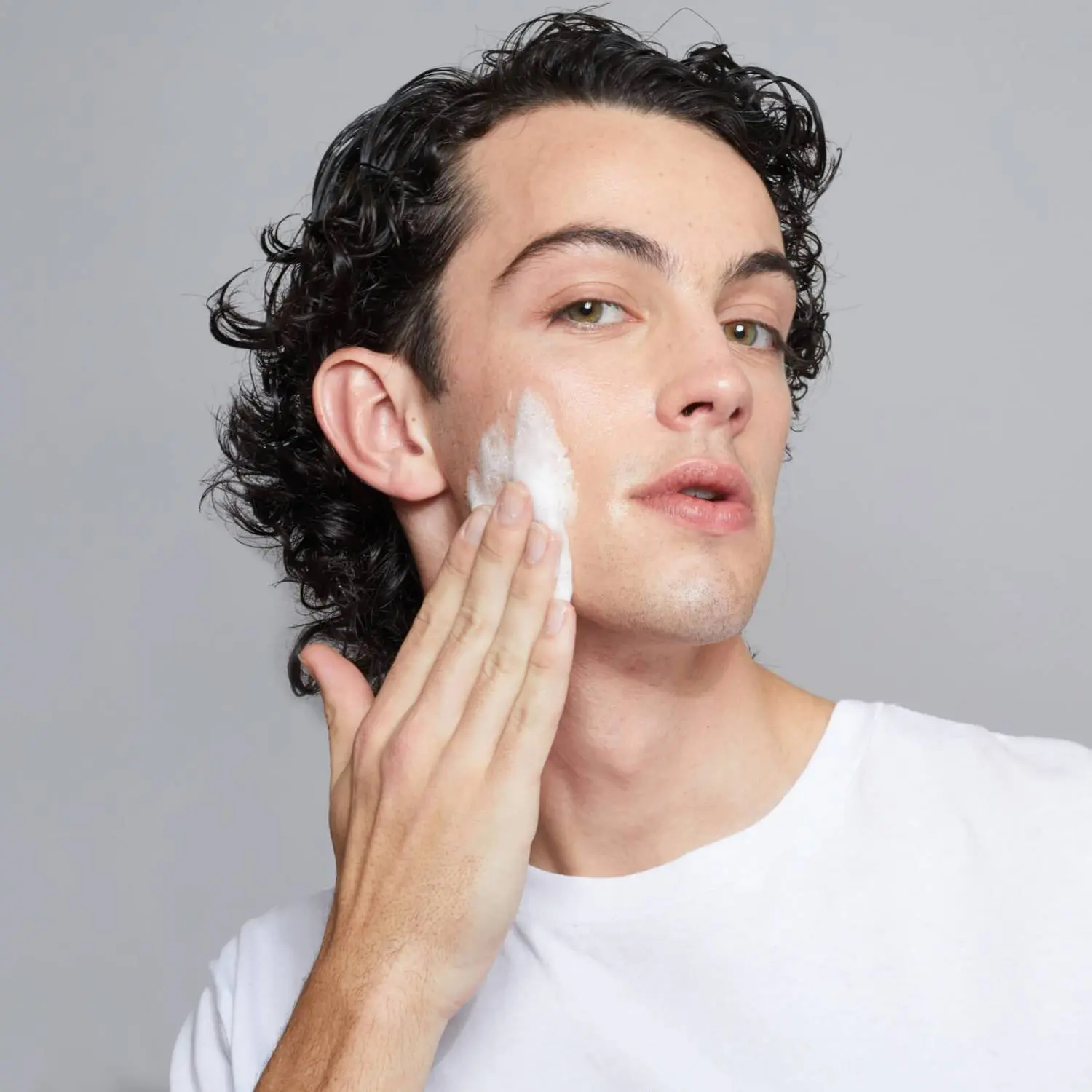 Daily Airy Self Foaming Cleanser - Image 4
