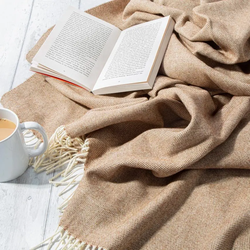 Daydreams - Merino Lambswool Throw - Hazelnut - Image 3