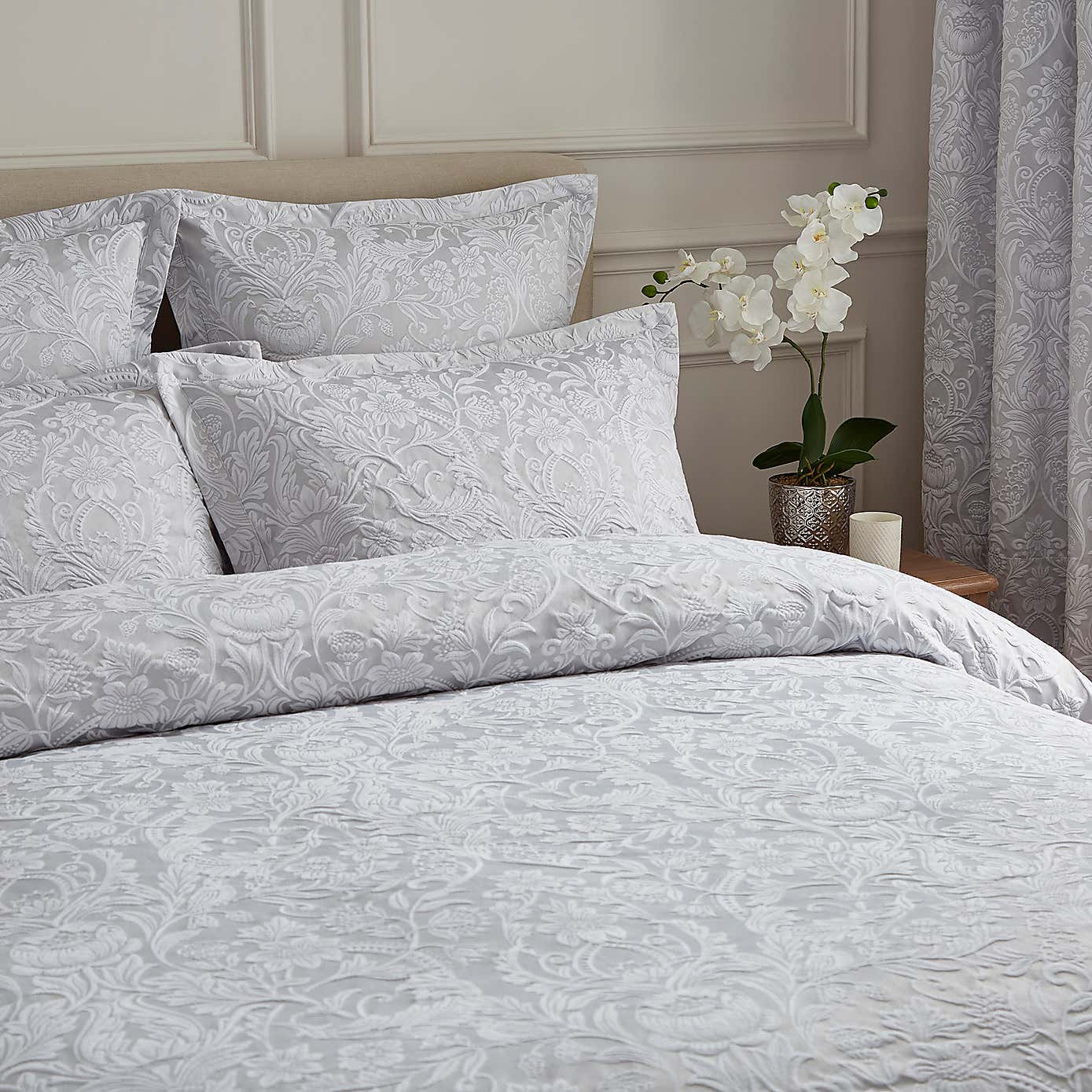 Dorma Winchester Jacquard Grey Duvet Cover - Image 3