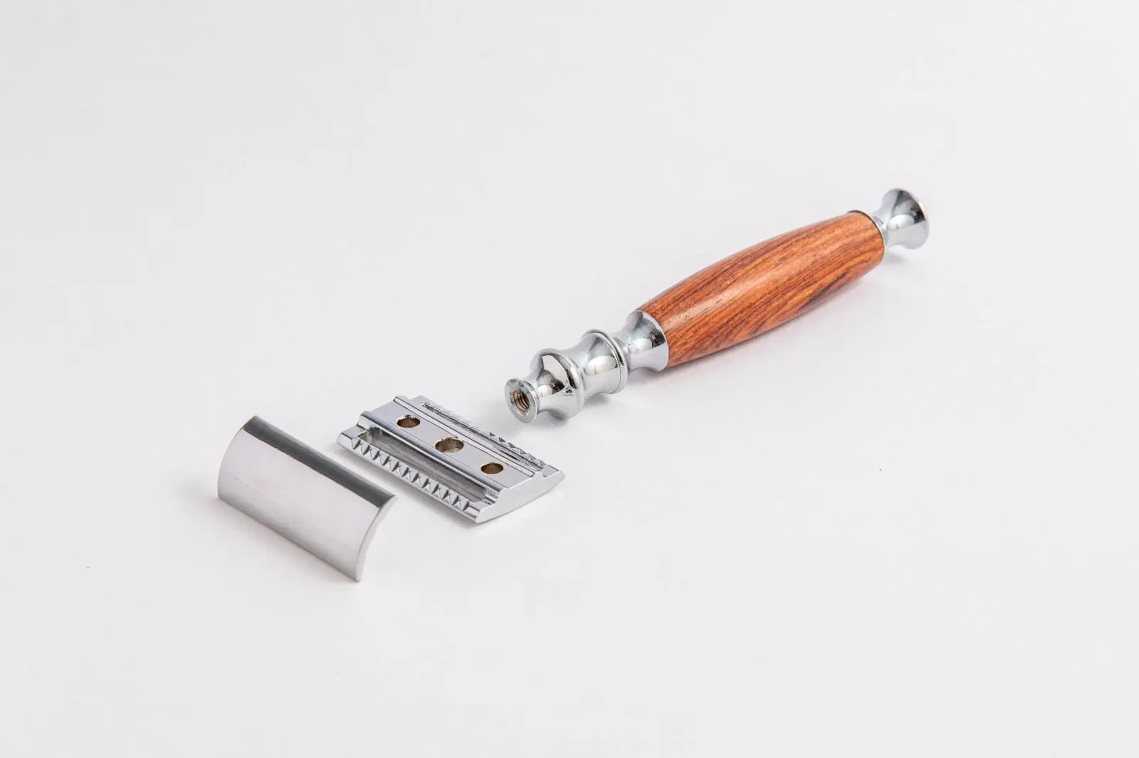 Rose Wood Shaving Set - Image 4