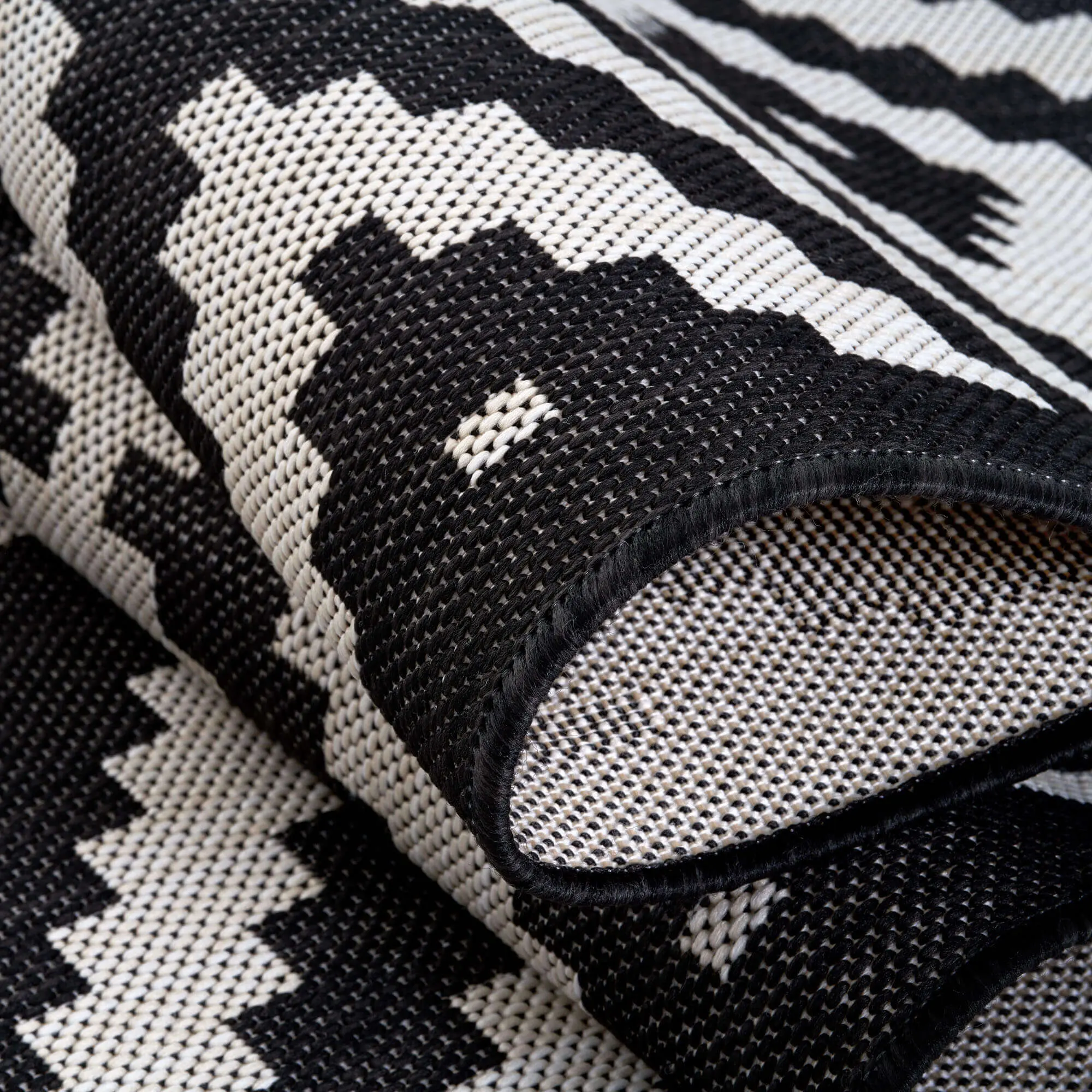 Ecology Outdoor Rug Black | 100bl - Image 10