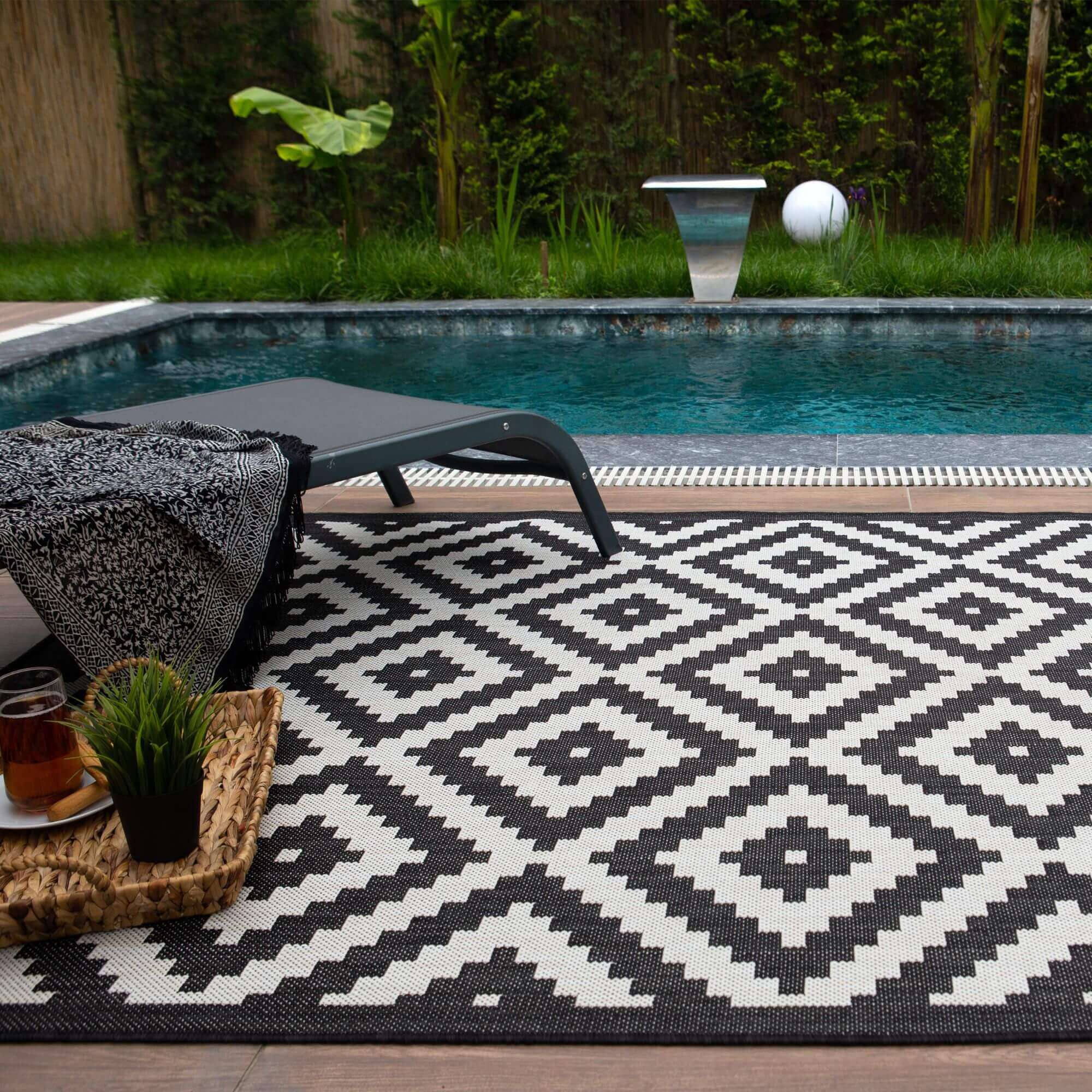 Ecology Outdoor Rug Black | 100bl - Image 5