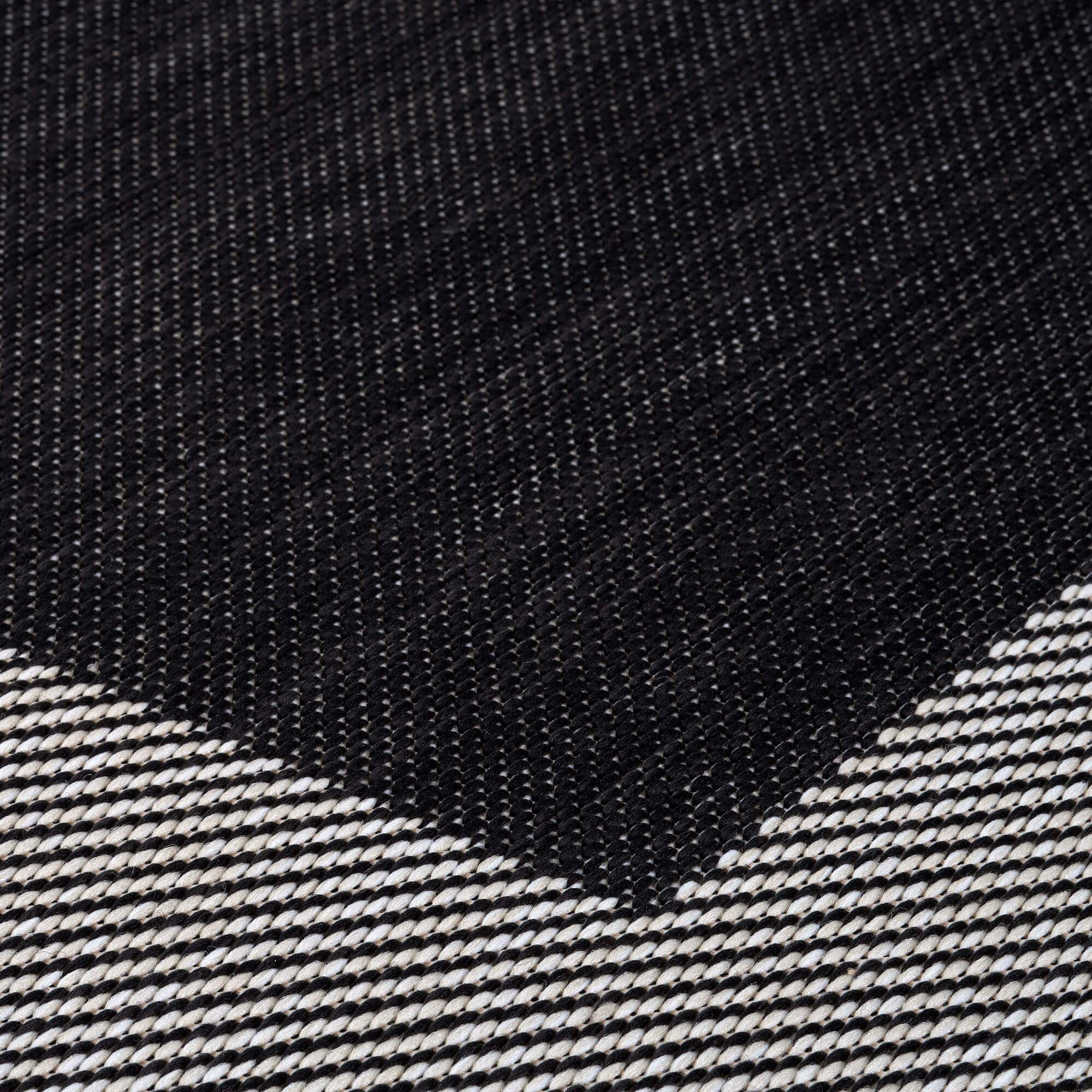 Ecology Outdoor Rug Black | 200bl - Image 2