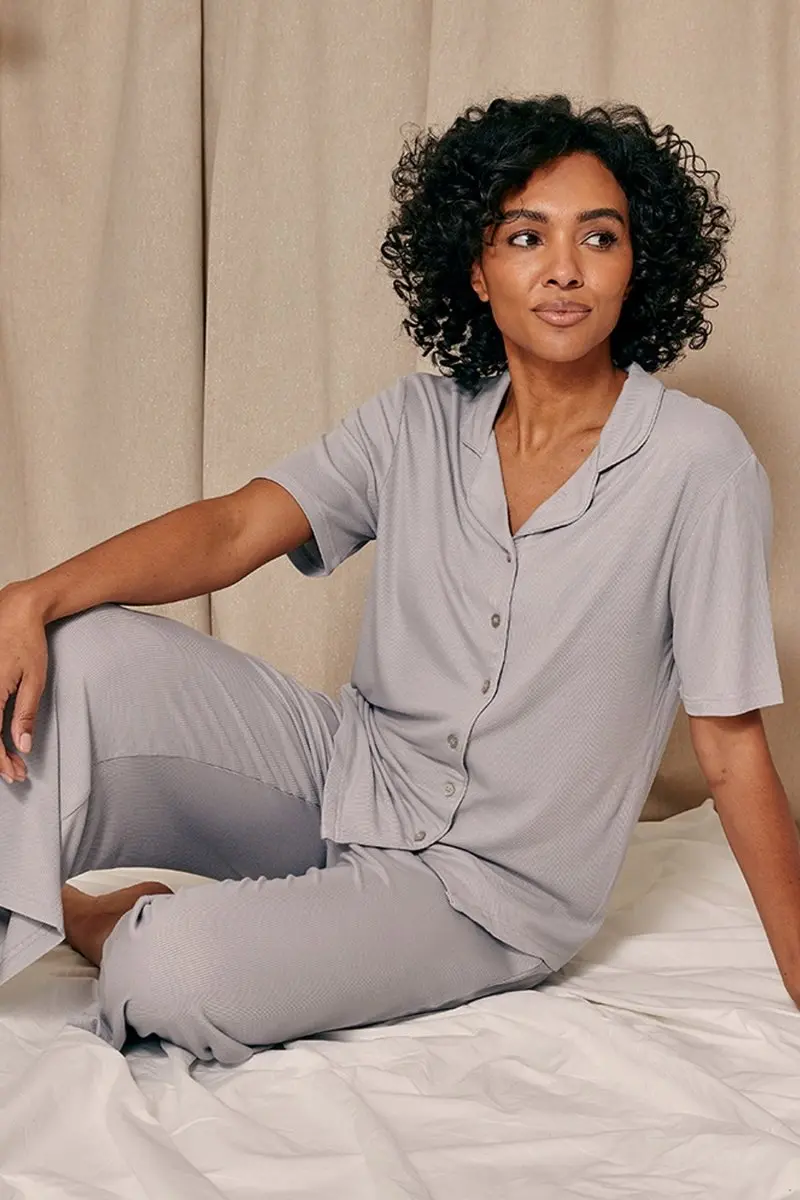 Grey EcoVero Ribbed Shirt Capri Set - Image 4