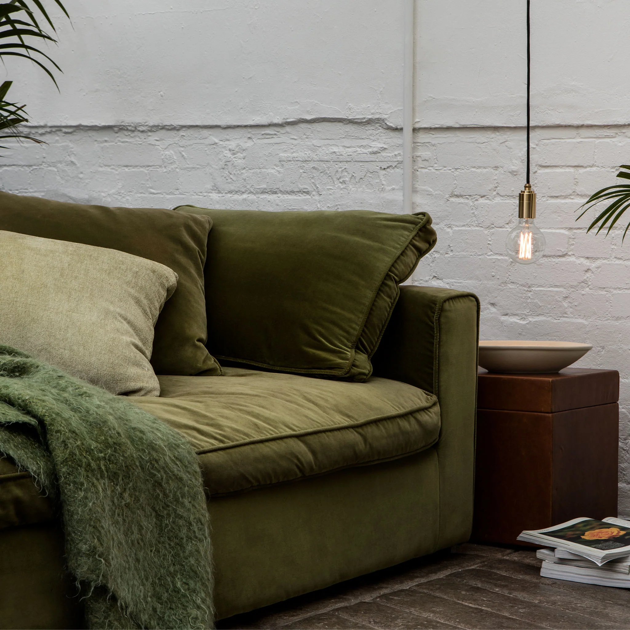 Elva Pendant Light Tinted in Oak - Image 3