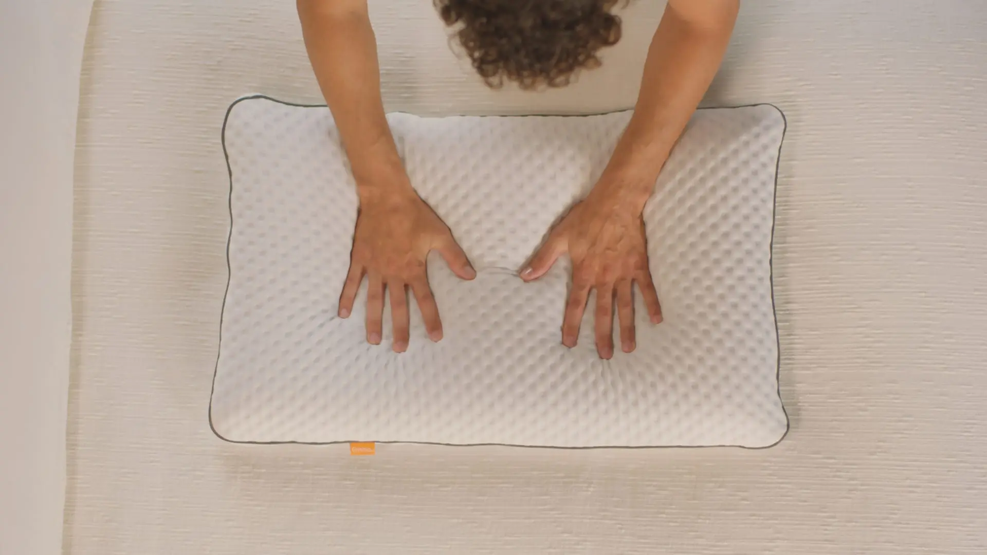 Emma Premium Foam Pillow - Image 5