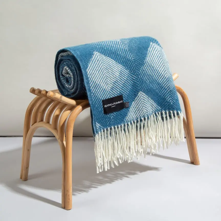 Swinging London Evening Tales - Pure New Wool Blanket - Image 3