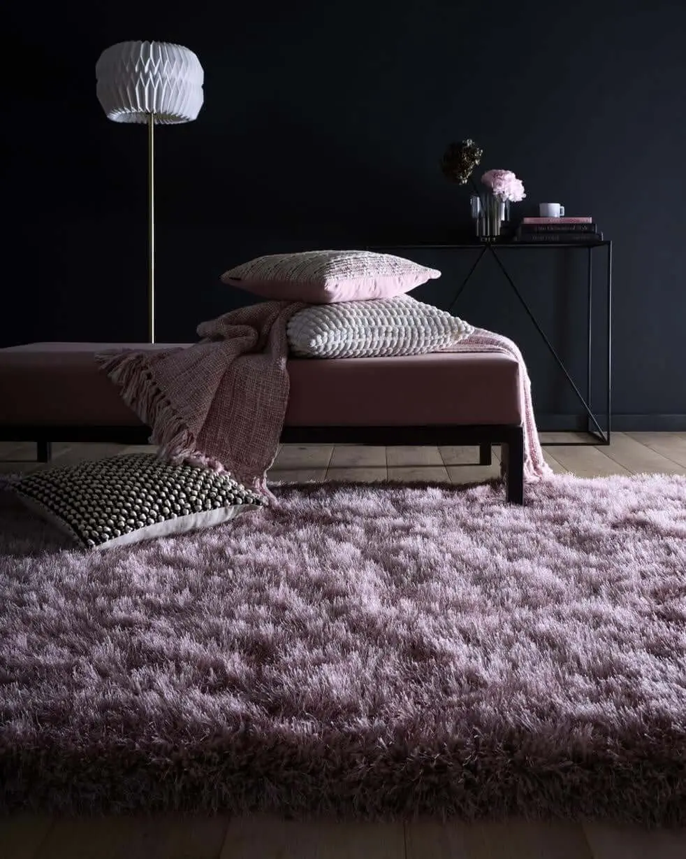 Extravagance Rose Shaggy Rug - Image 2