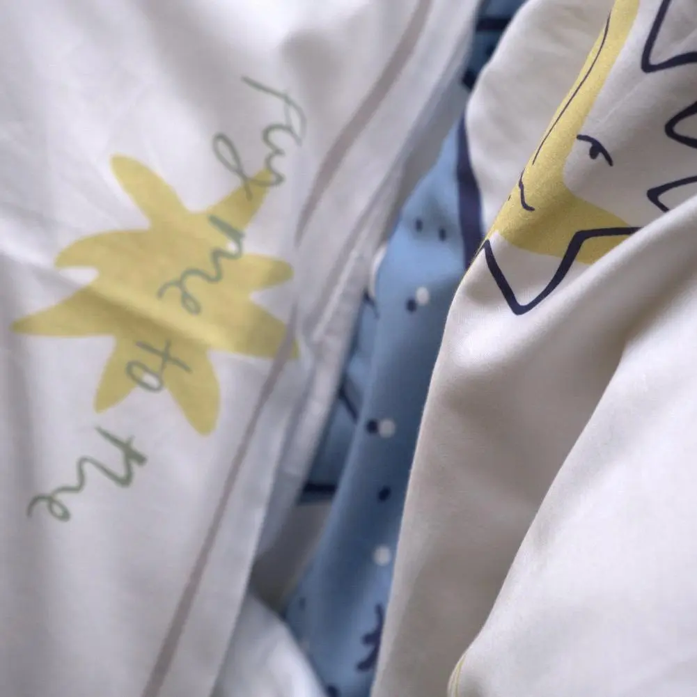 Fly me to the Moon - Reversible Duvet Set - Image 4