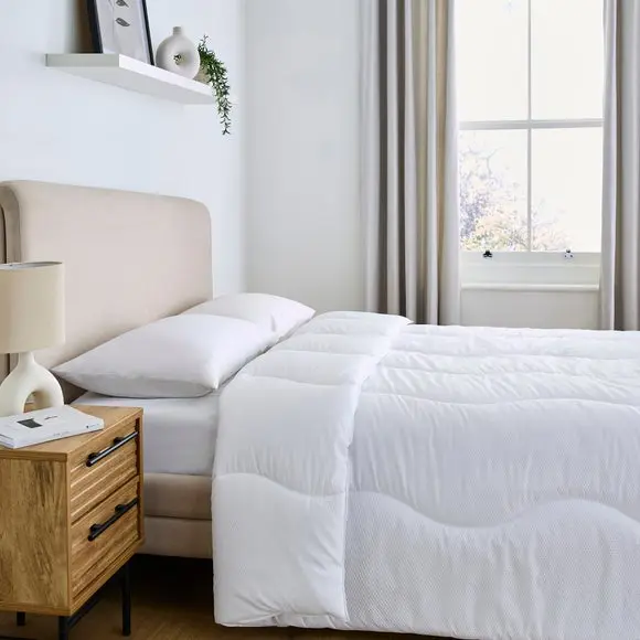 Fogarty Light & Lofty Warm Waffle 10.5 Tog Duvet